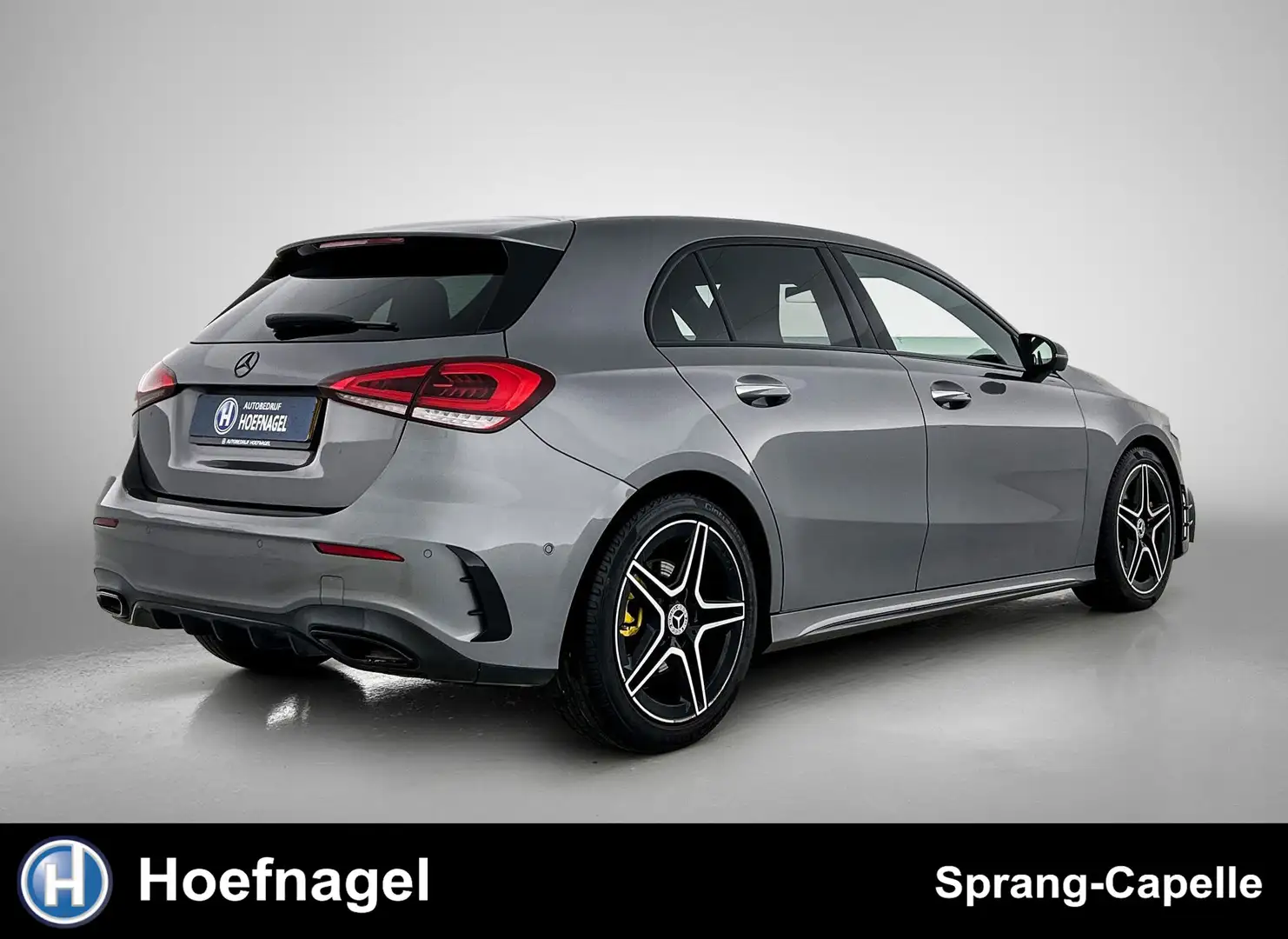 Mercedes-Benz A 250 4MATIC AMG Line | 360 Camera | Stoelverw. | Cruise Grau - 2