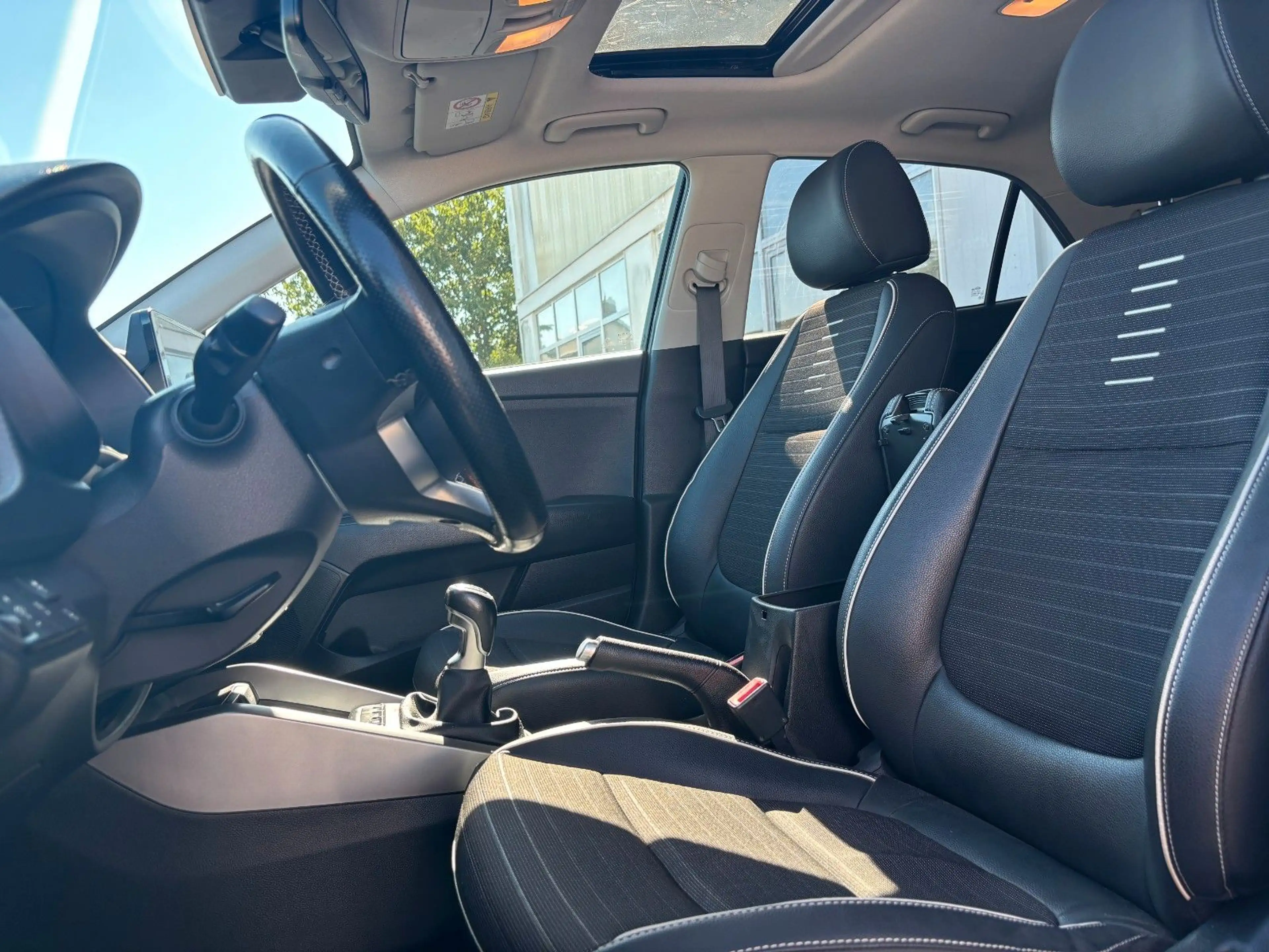 Kia Rio GT-Line — photo 14