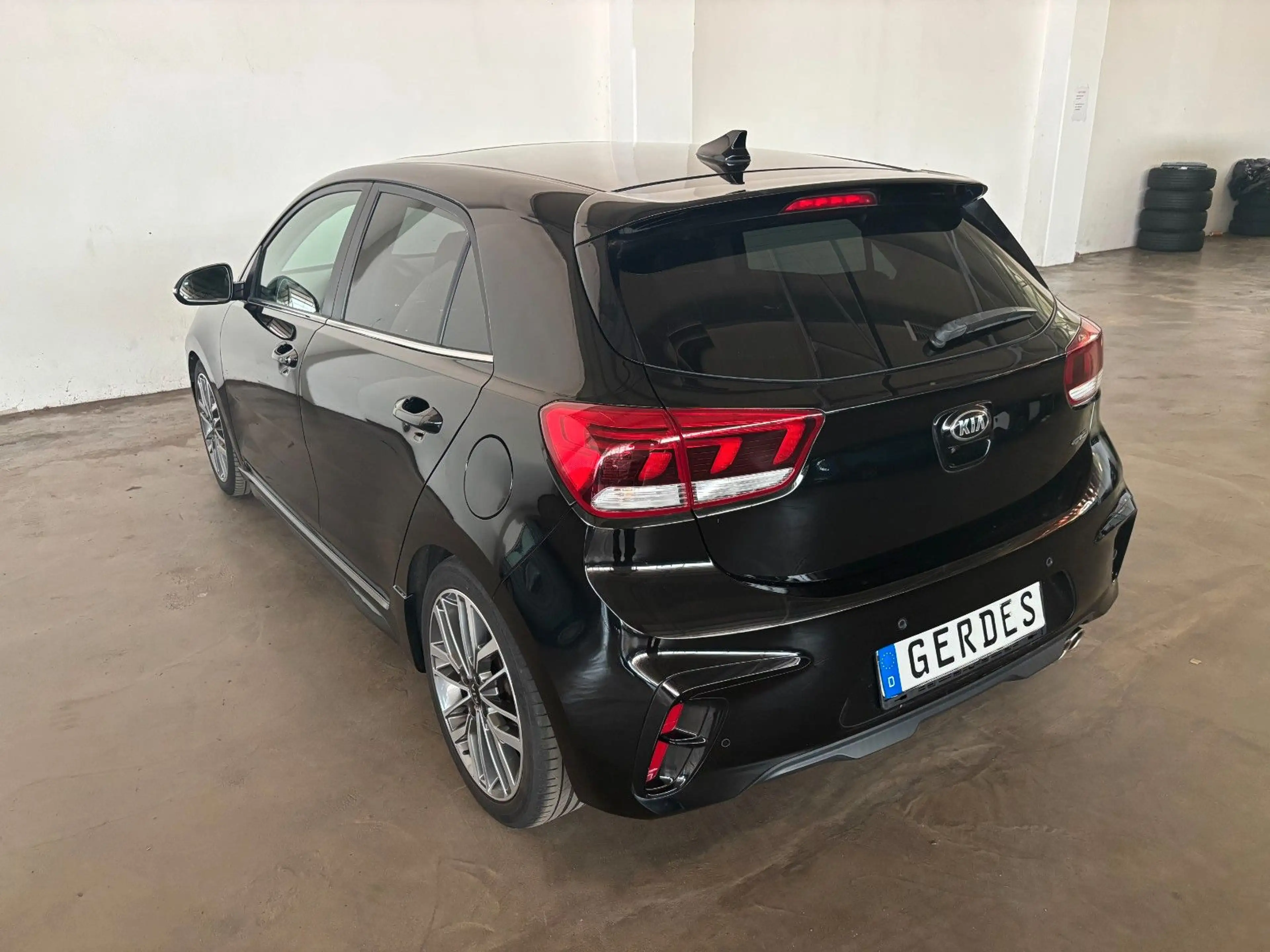 Kia Rio GT-Line — photo 11