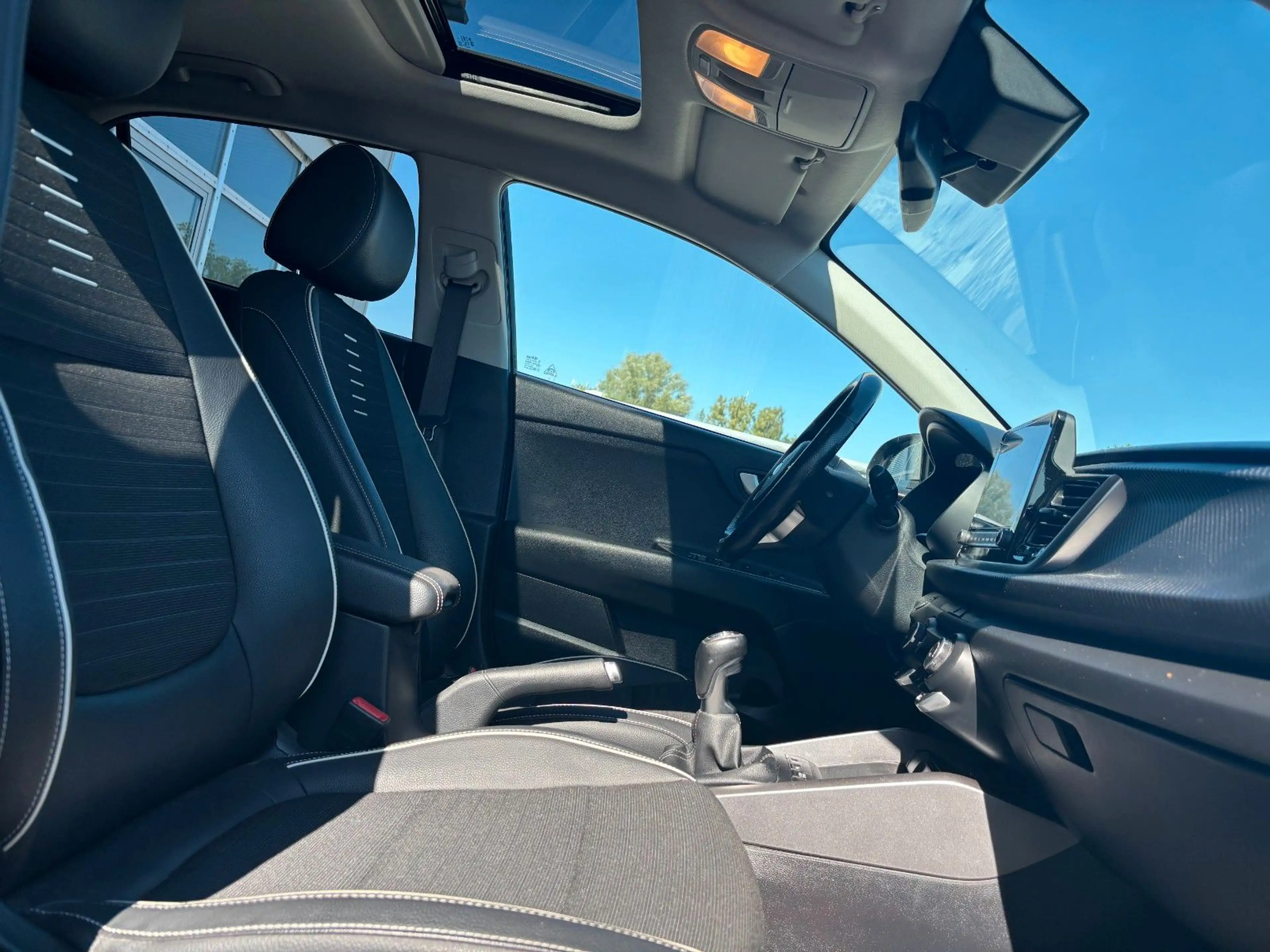 Kia Rio GT-Line — photo 15