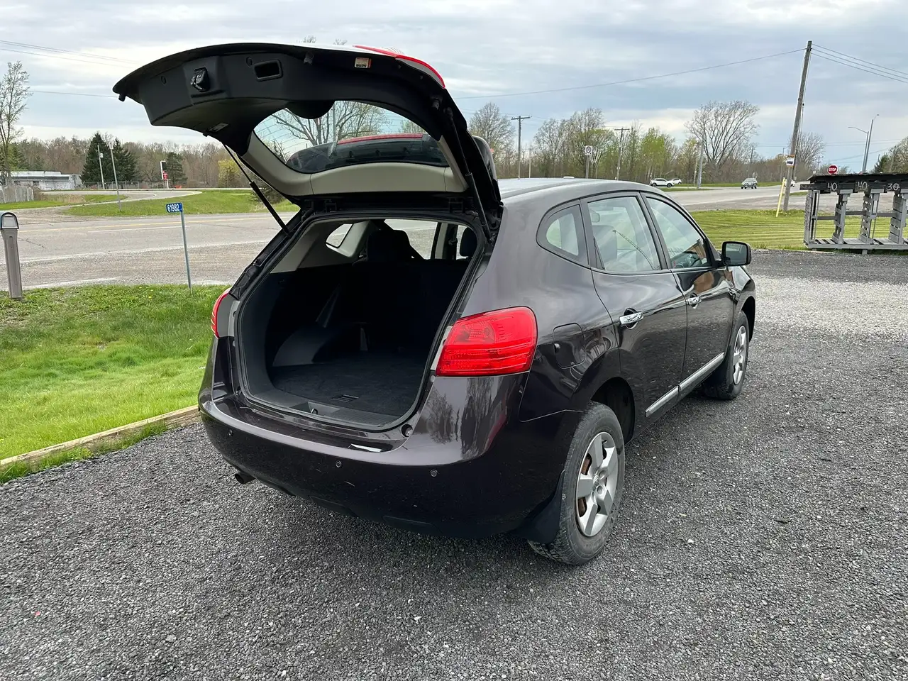 Nissan Rogue снимка Nissan Rogue