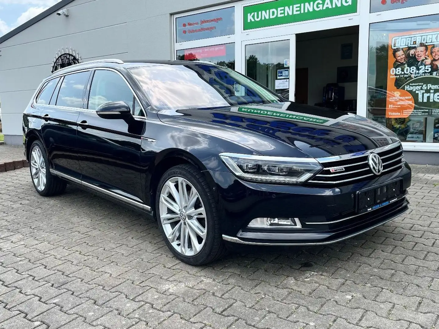 Volkswagen Passat Variant Highline BMT/Start-Stopp 4Motion Zwart - 1