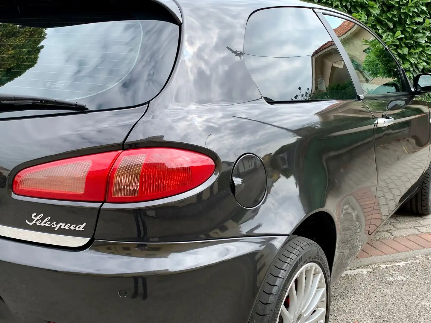 Alfa Romeo 147 147 3p 2.0 ts 16v Distinctive 150cv selespeed Nero - 2