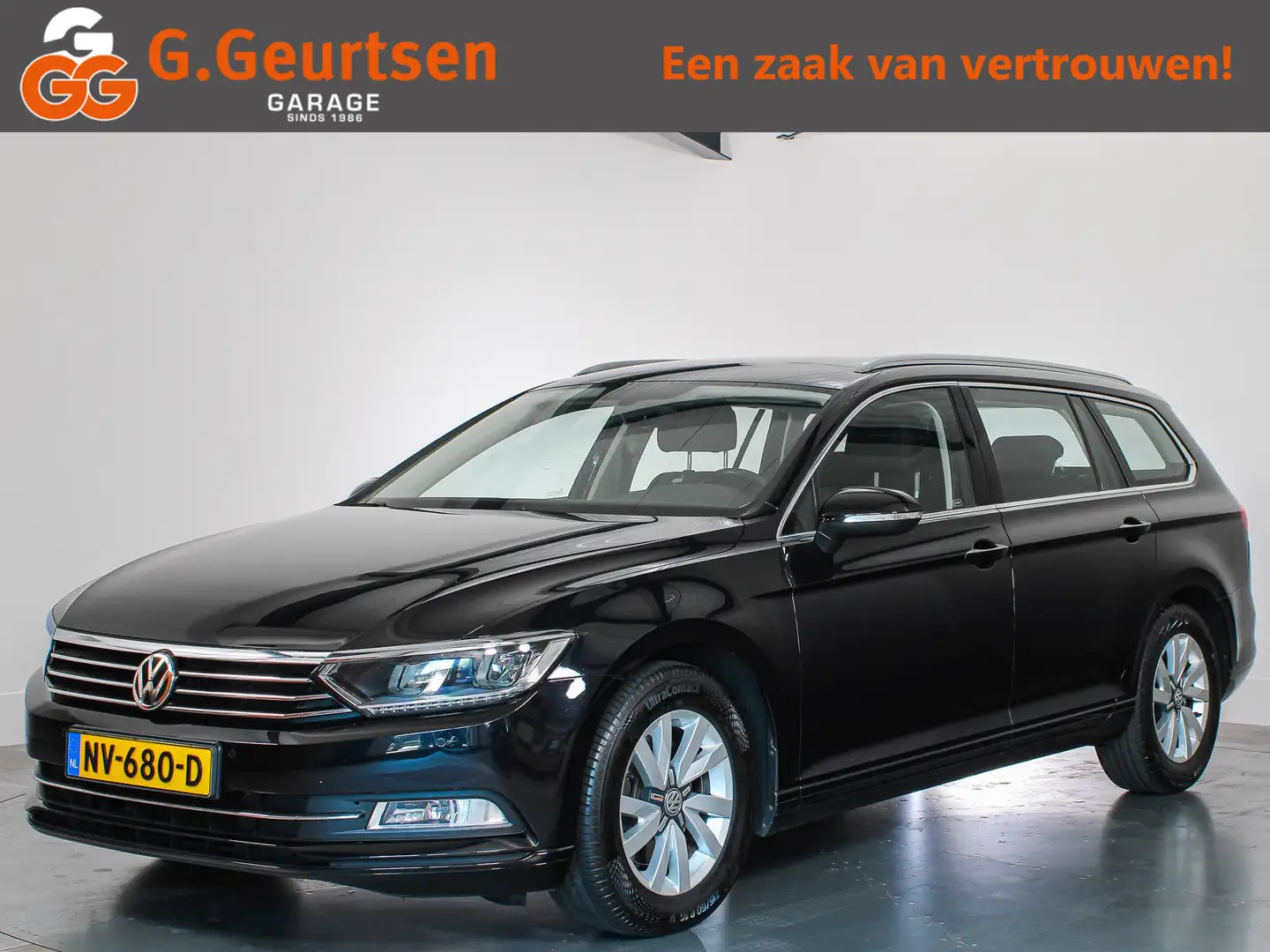 Volkswagen Passat Variant 1.6 TDI Highline, LED, ACC, Navigatie, Bluetooth, Nero - 1