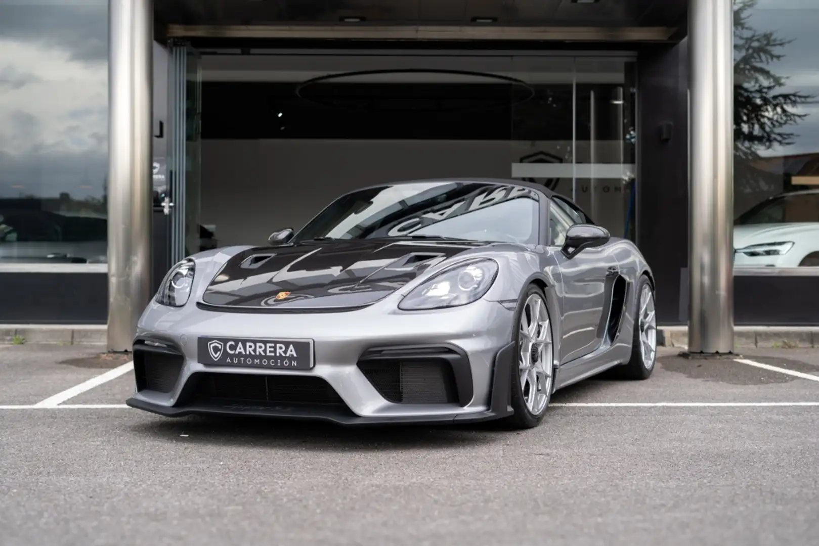 Porsche 718 Spyder PDK Plateado - 1