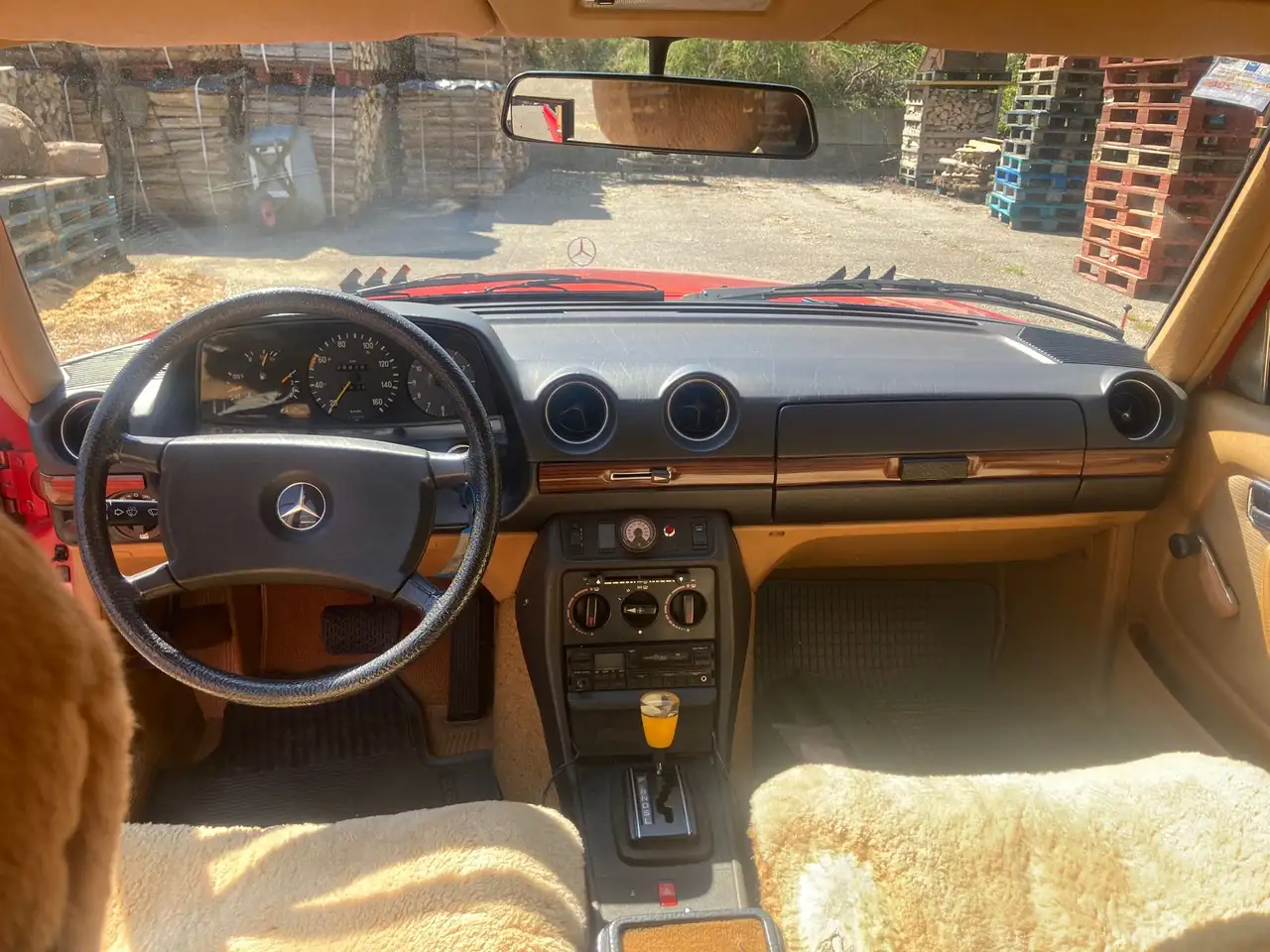 Mercedes-Benz 240 D, foto 9