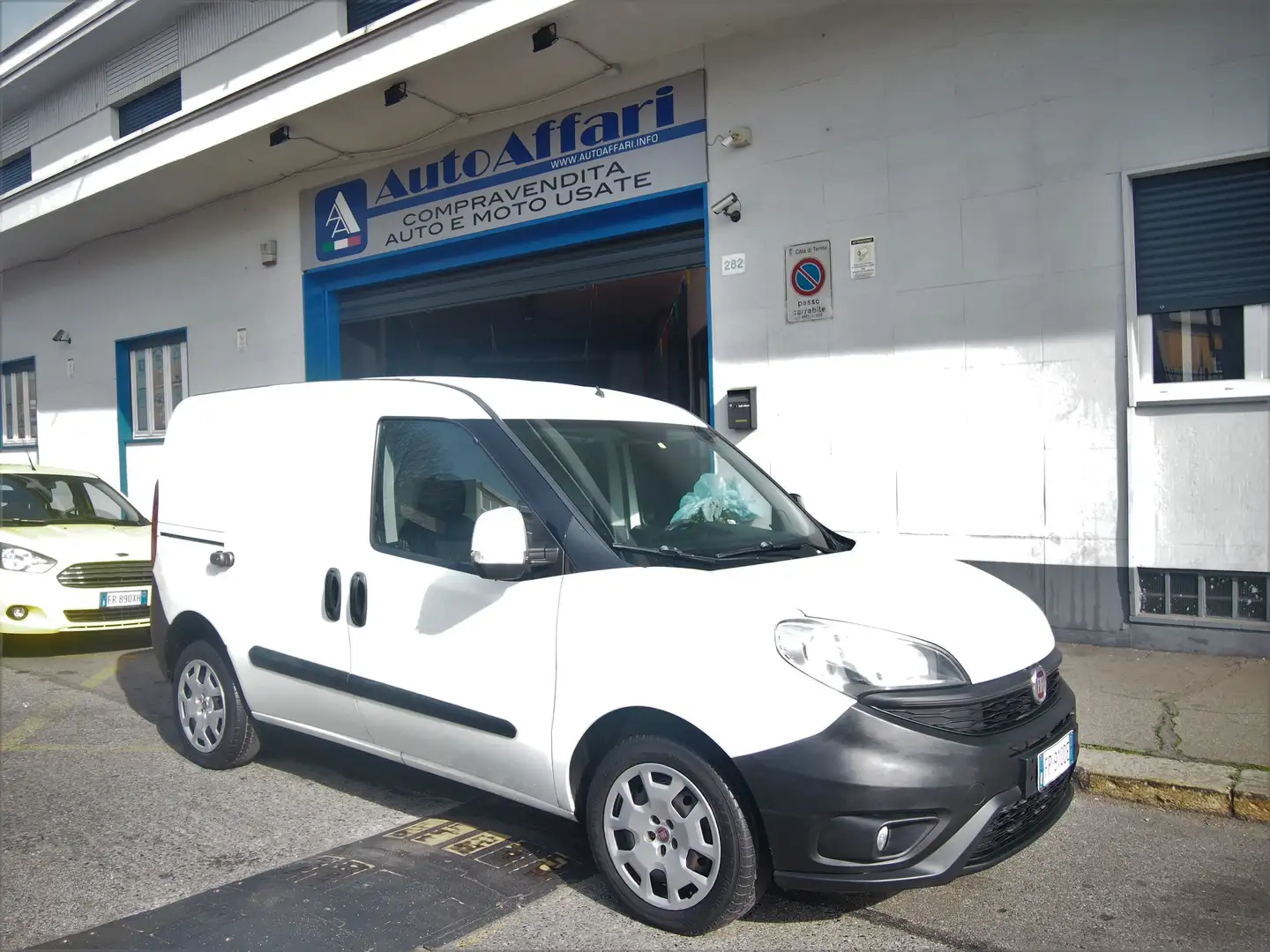 Fiat Doblo 1.4Tjet 120CV NaturalPower 75.000km Weiß - 1