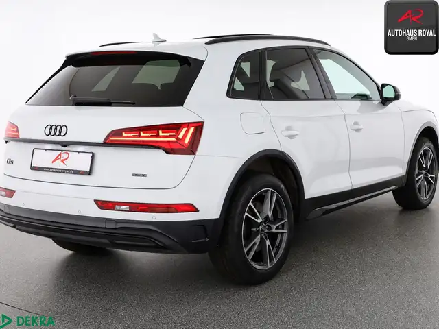 Audi Q5 view 5