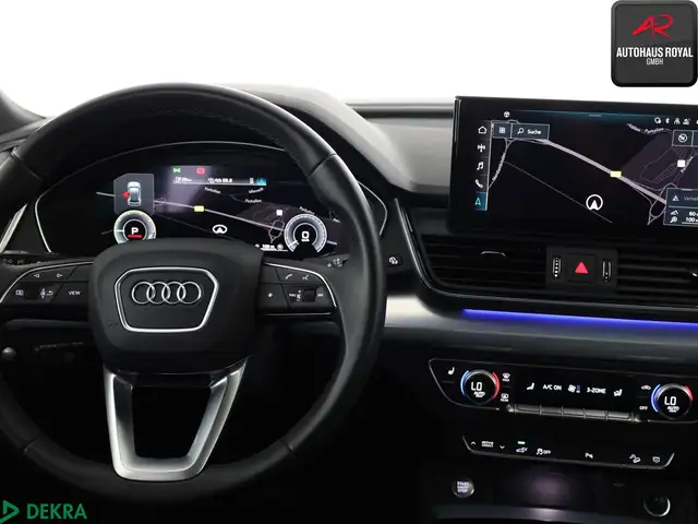 Audi Q5 view 9