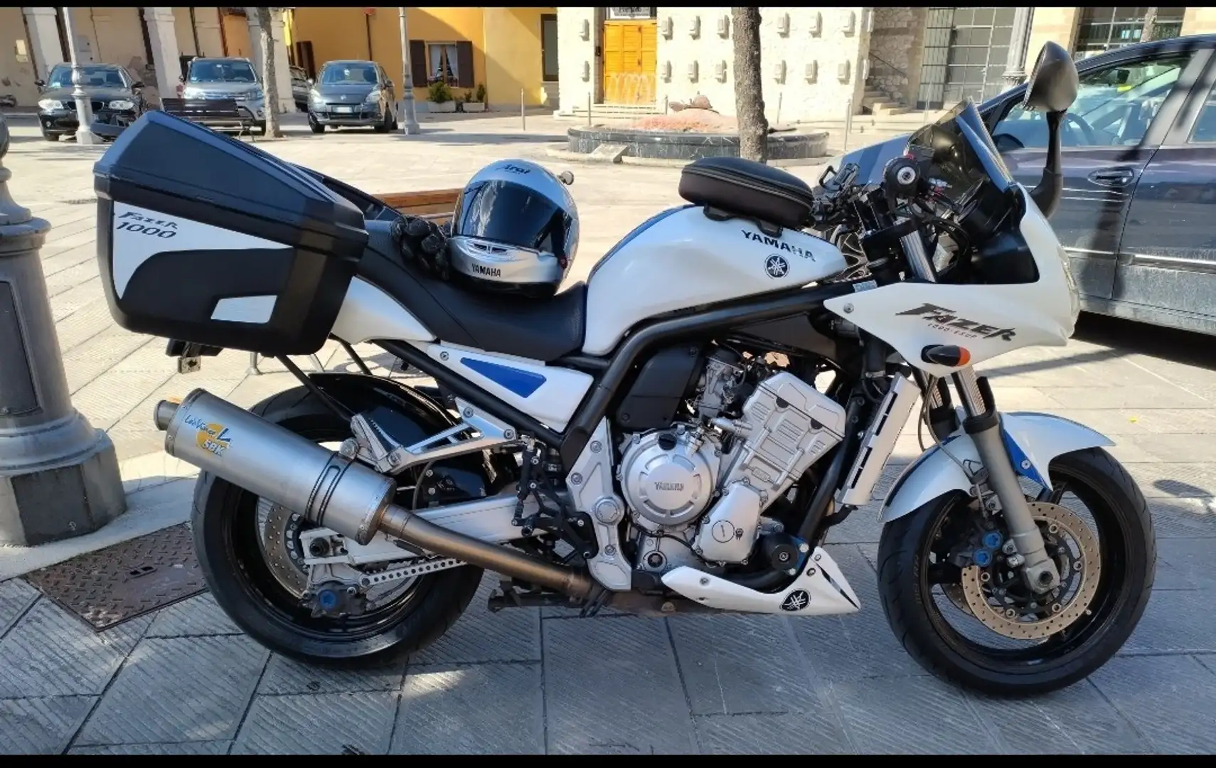 Yamaha FZS 1000 Bianco - 2