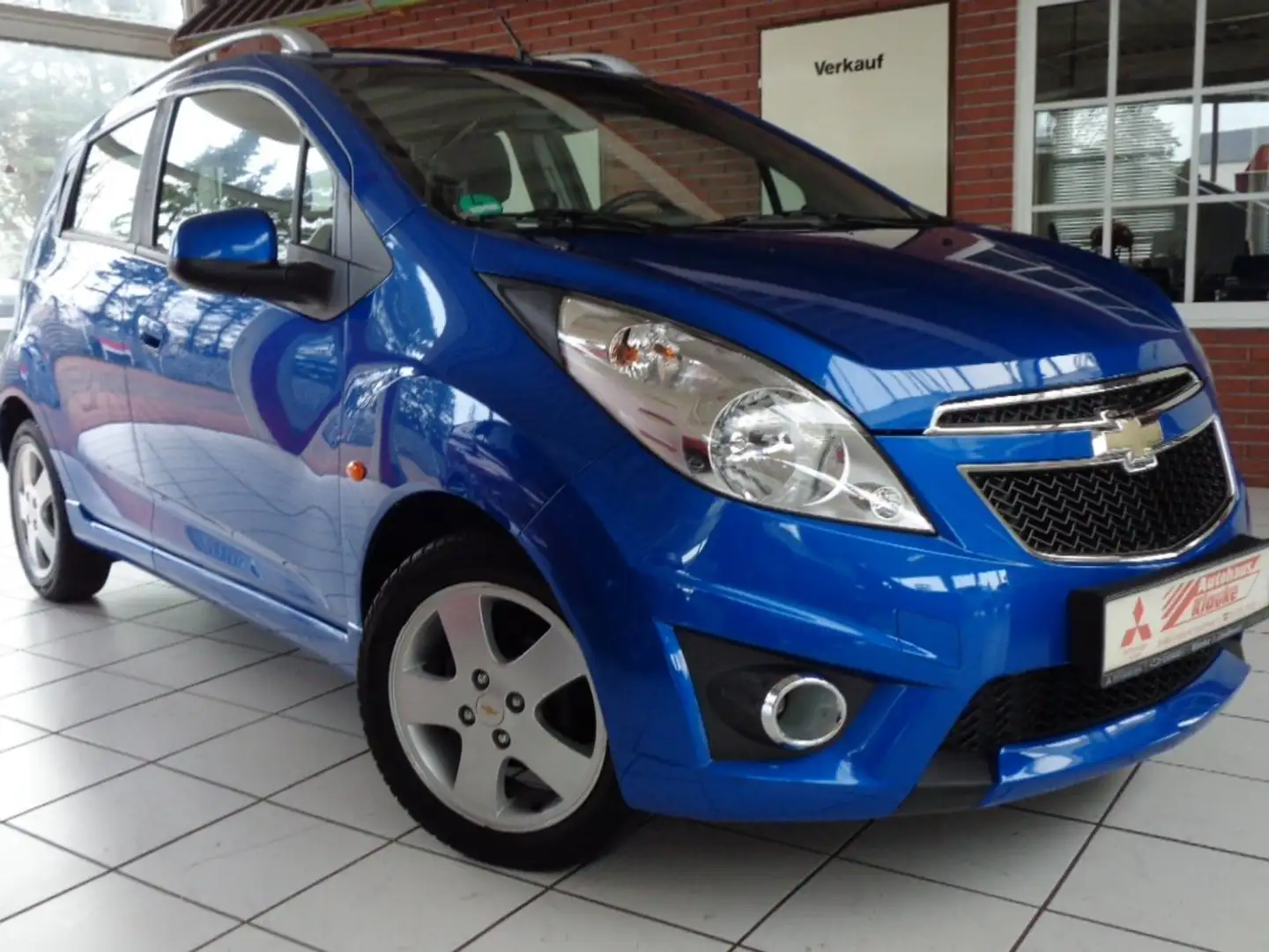 Chevrolet Spark LT Blau - 1
