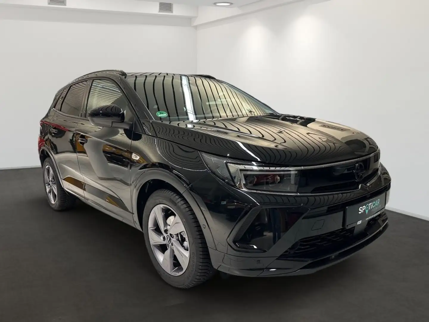 Opel Grandland 1.5 D Automatik GS Schwarz - 2