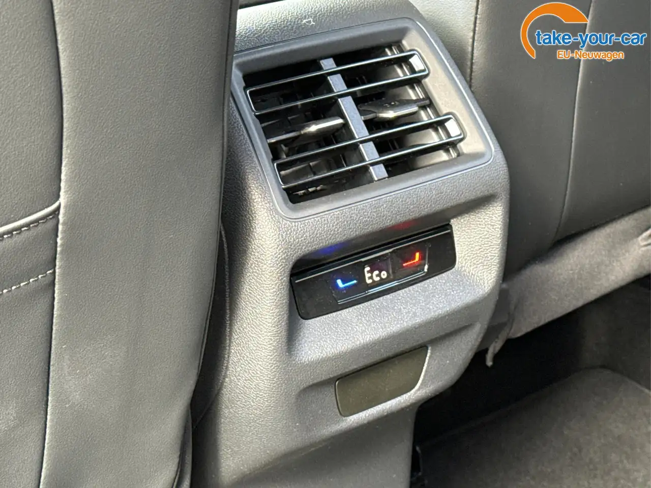 Volkswagen Tayron R-Line Plus PLUG-IN+PANO+AHK+EL.HECKKL.+LED+PDC... 16