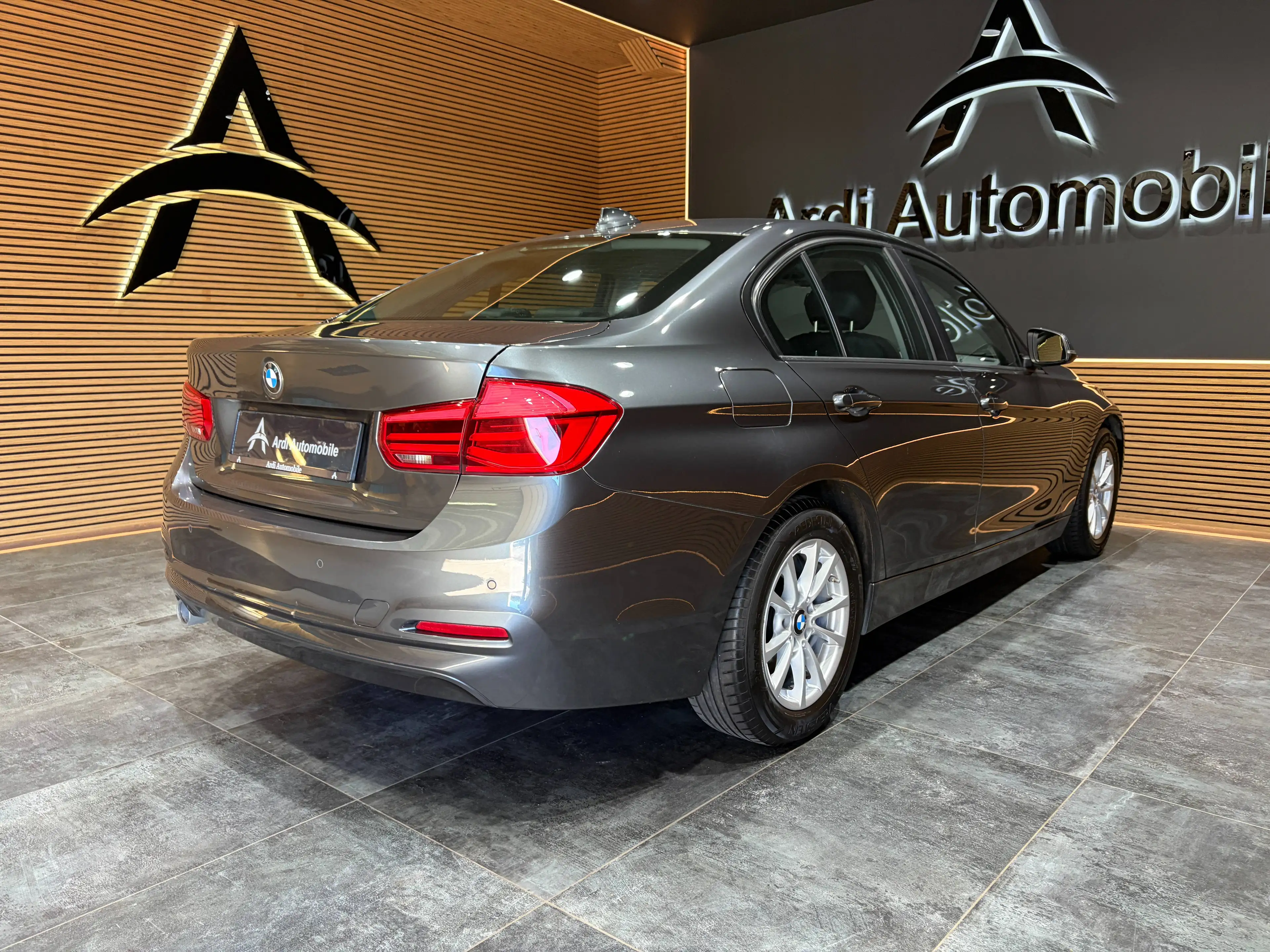 BMW 316 d *BLUETOOTH*CRUISE CONTROL*LED*1ER PROPRIO*GARANTIE* — photo 4