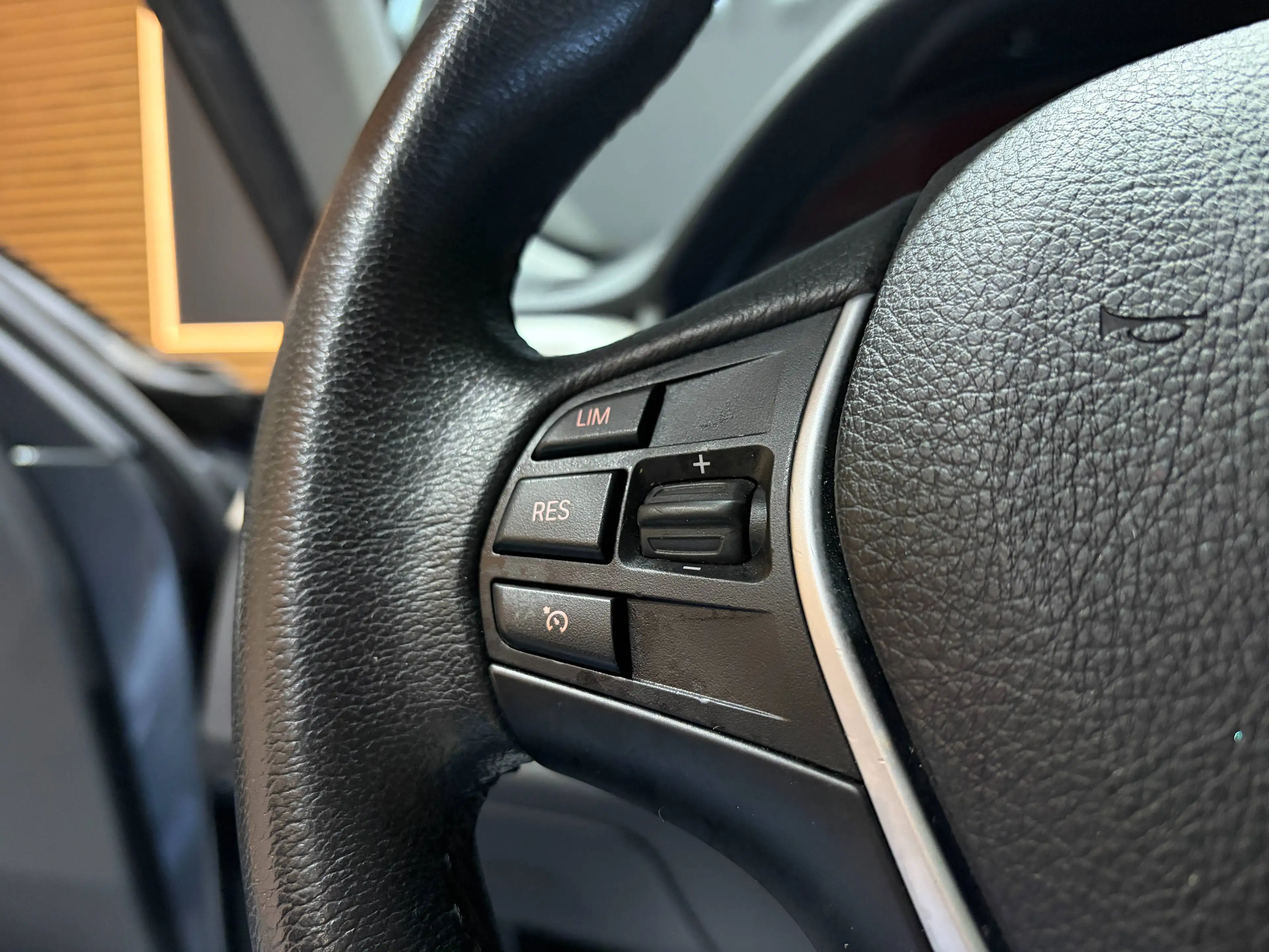 BMW 316 d *BLUETOOTH*CRUISE CONTROL*LED*1ER PROPRIO*GARANTIE* — photo 9