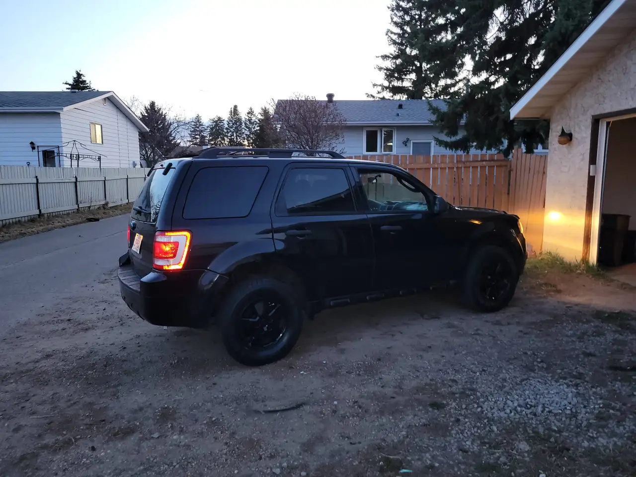 Ford Escape снимка Ford Escape