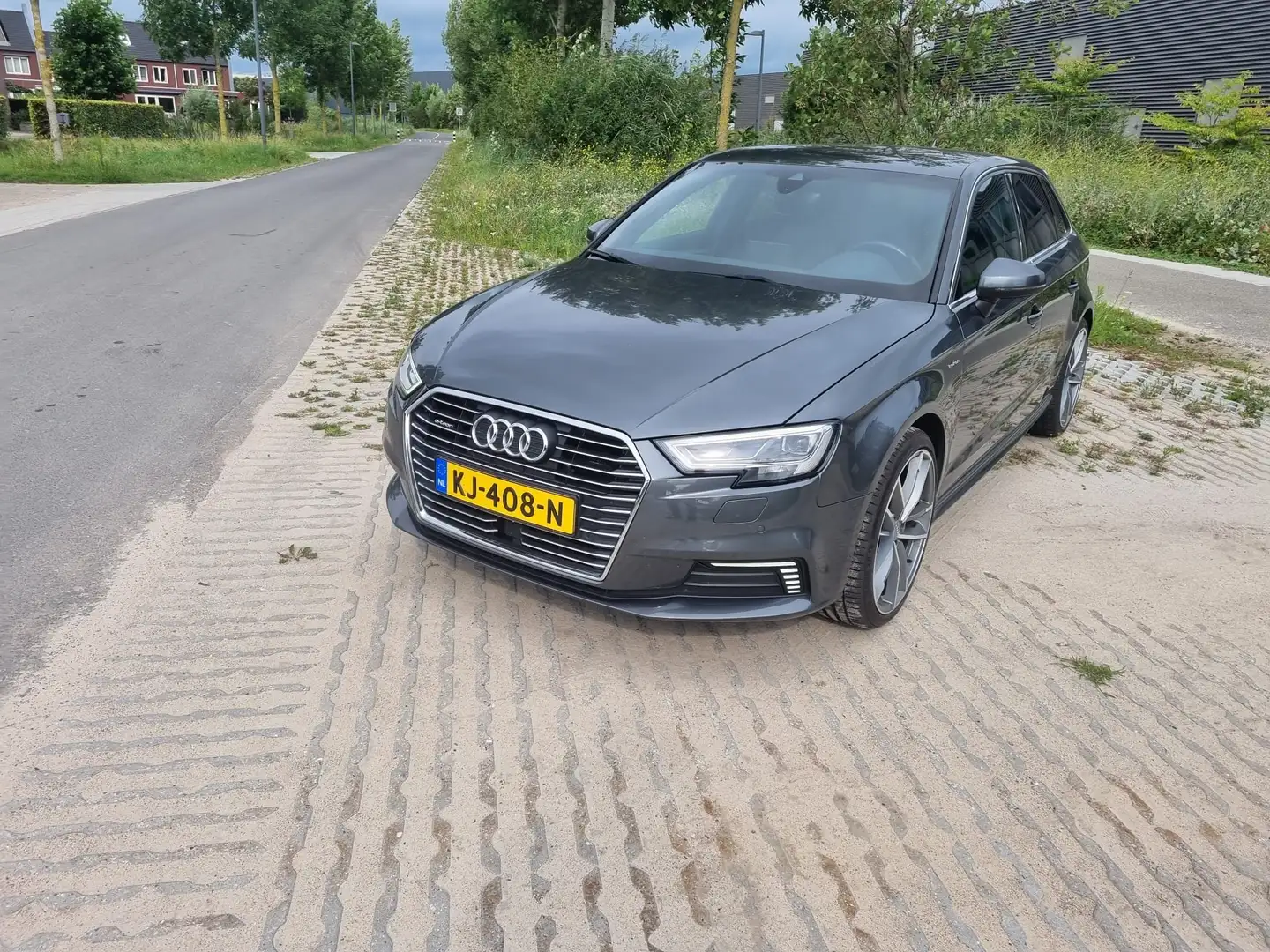 Audi A3 Audi A3 1.4 e-tron S-line Facelift Virtual Cockpit Gris - 1