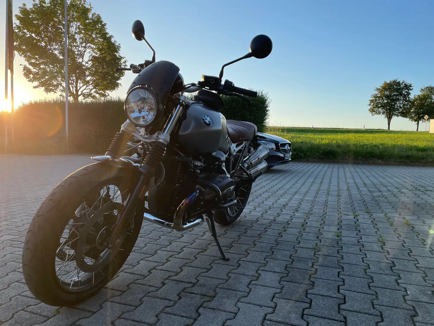BMW R 12 nineT Scrambler Ezüst - 1
