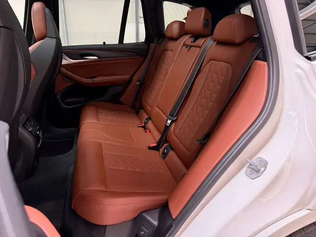 BMW X3 M view 15