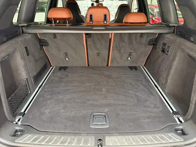 BMW X3 M view 6