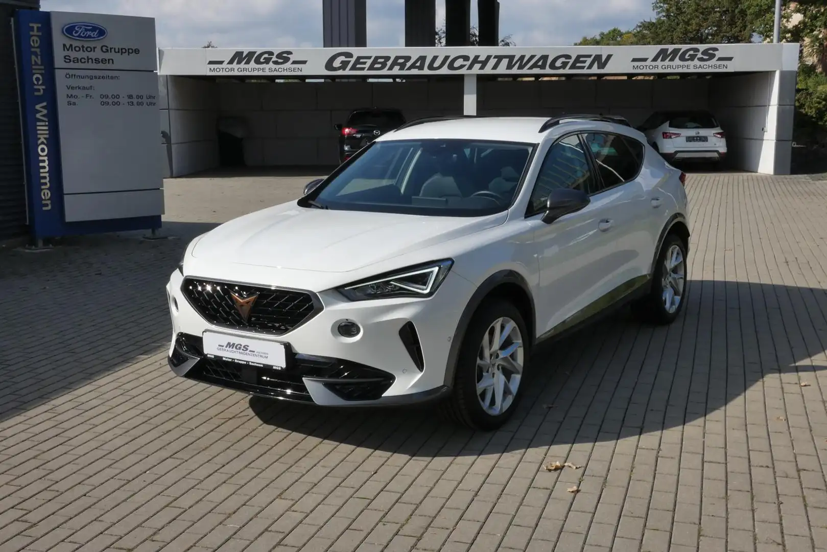 CUPRA Formentor 1.5 TSI #DSG #KAM #LED #SITZHZG #NAVI Weiß - 2