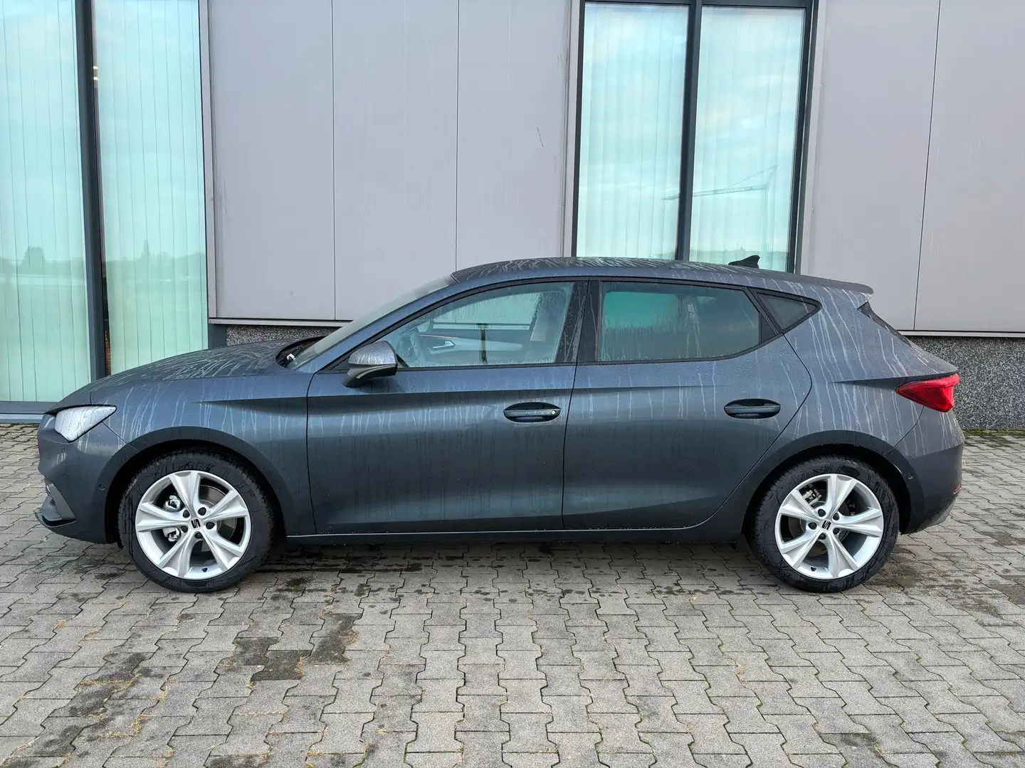 SEAT Leon FR 1.5 TSI 150PS, 5 Jahre Garantie, 17" Alu, 3-... - 2