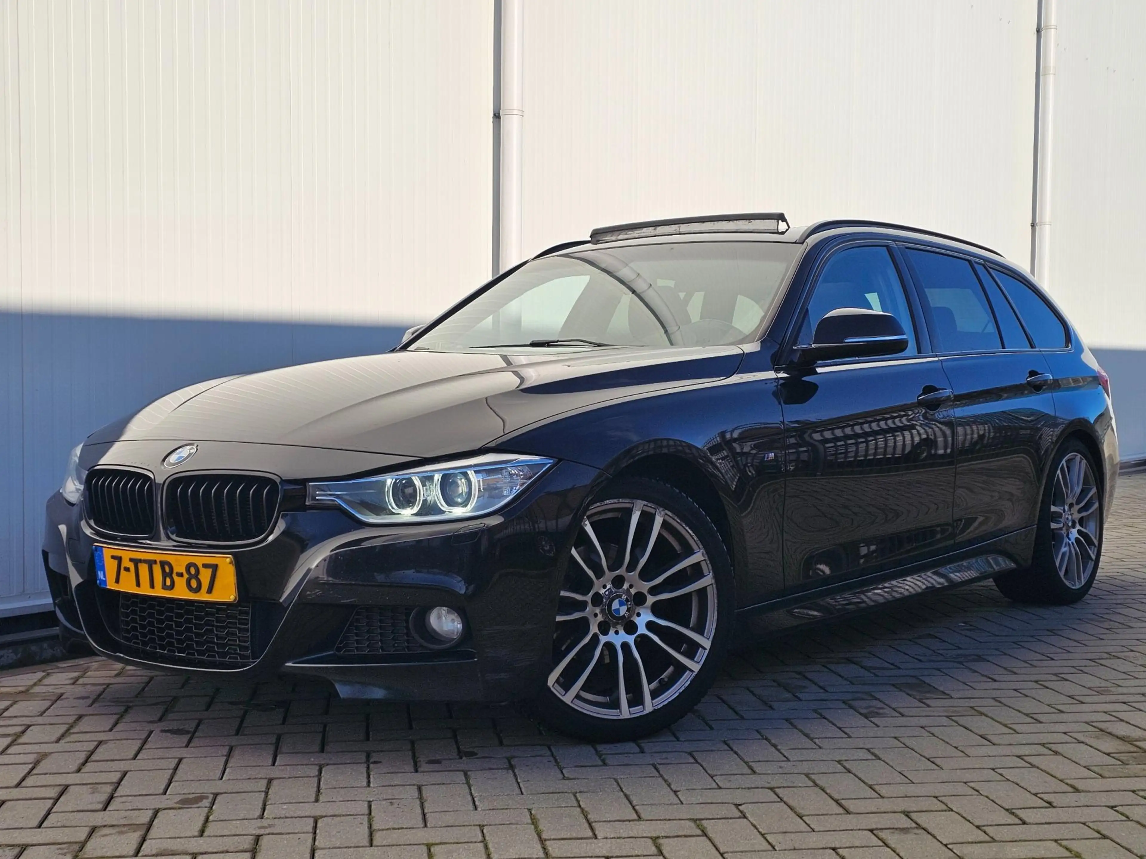 BMW 316 3-serie Touring 316i M-Pakket bj 2014 PANO|M-inter — photo 2