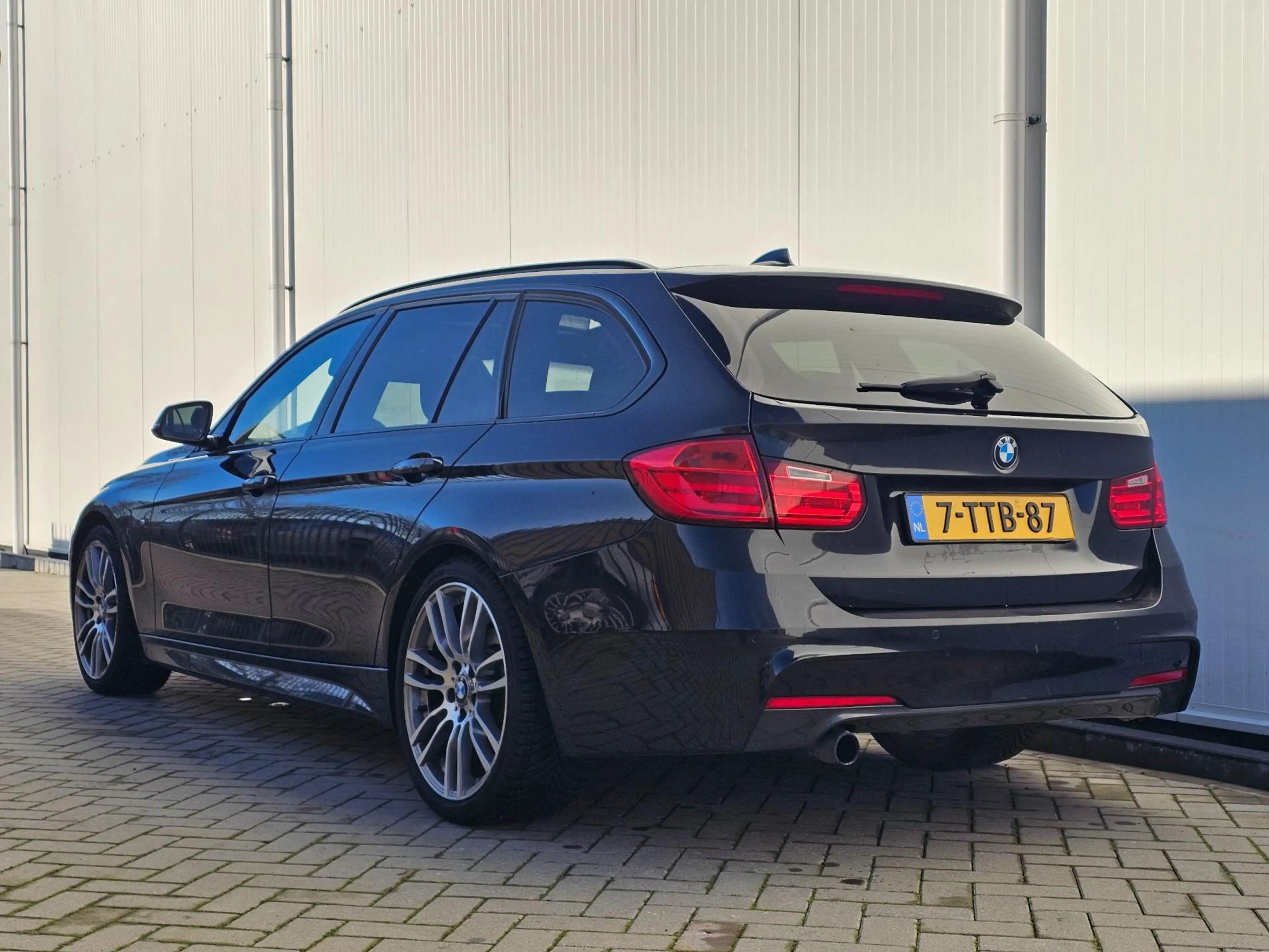 BMW 316 3-serie Touring 316i M-Pakket bj 2014 PANO|M-inter — photo 3
