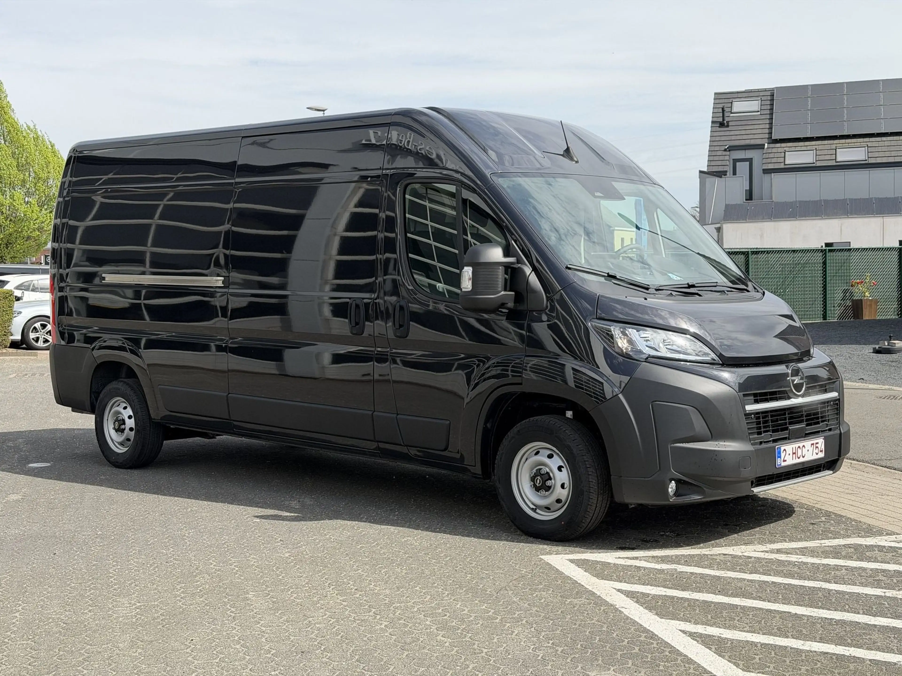 Opel Movano 2.2D 3500 L3H2 Light *Navi*CarPlay*Camera* — photo 2