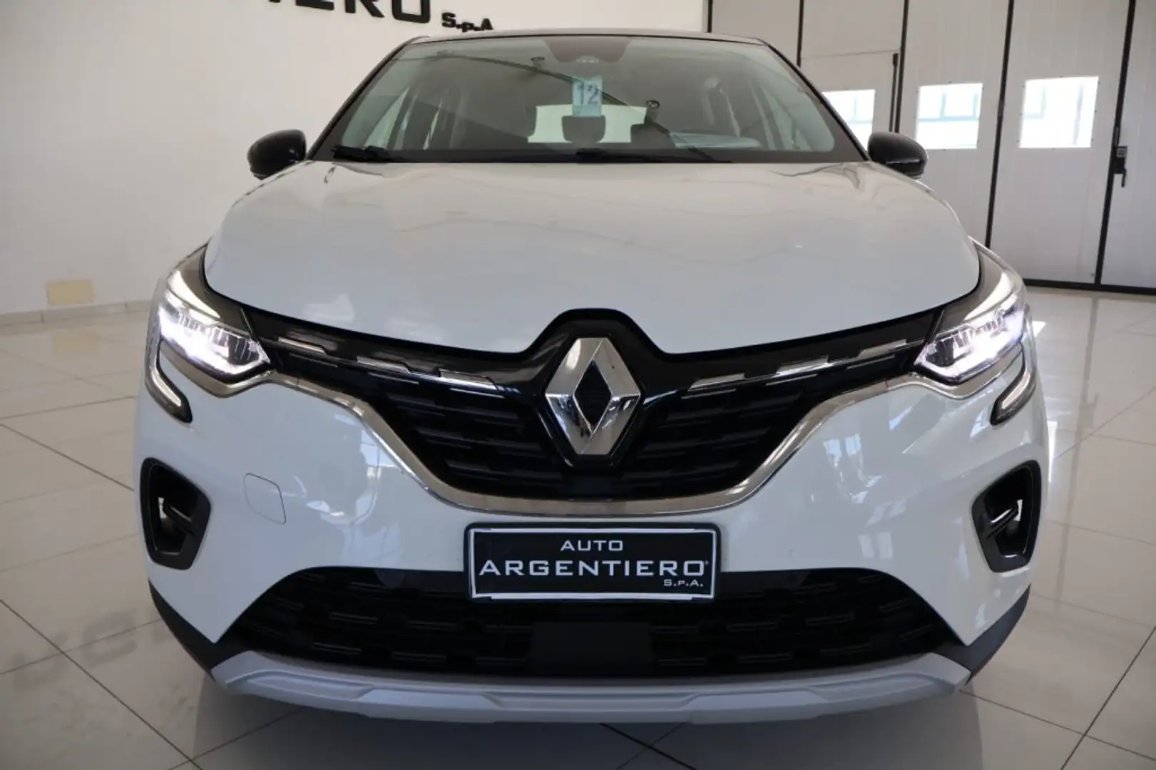 Renault Captur Blue dCi 115 CV EDC Intens uniproprietaria!!!! Бежевый - 2