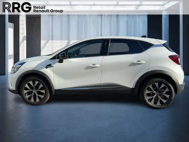 Renault Captur view 2