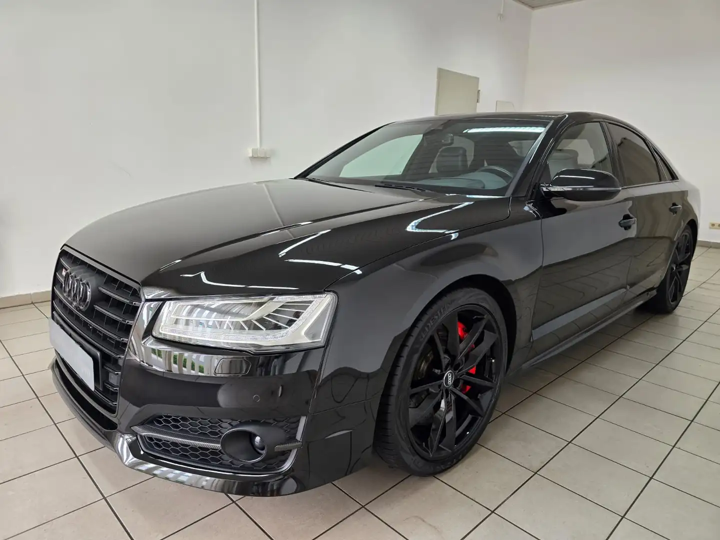 Audi S8 4.0 TFSI qu. plus Matrix Keramik Sportabgas 21" Black - 1