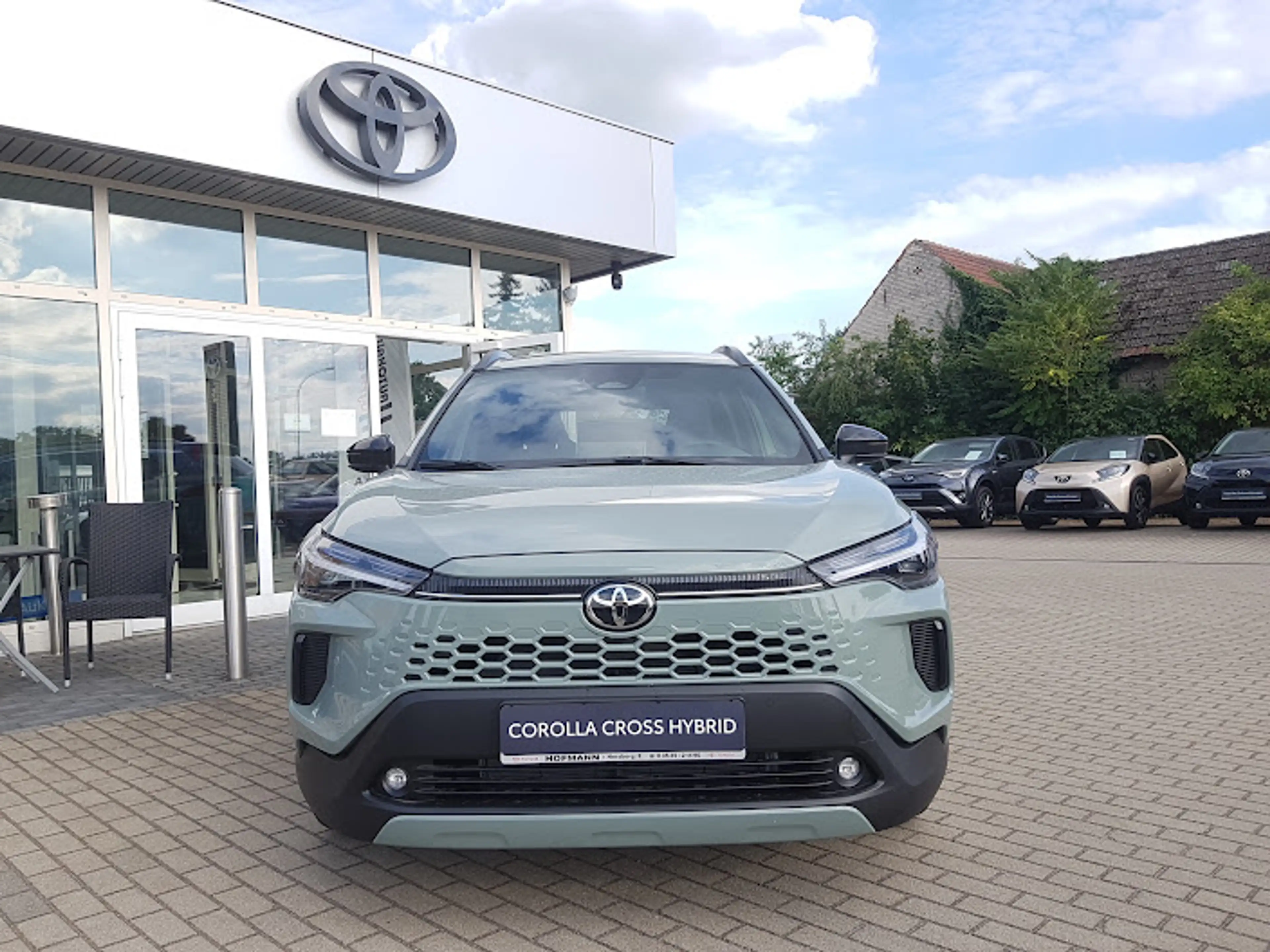 Toyota Corolla Cross 2,0 Hybrid 4x2 - Teamplayer - — photo 3