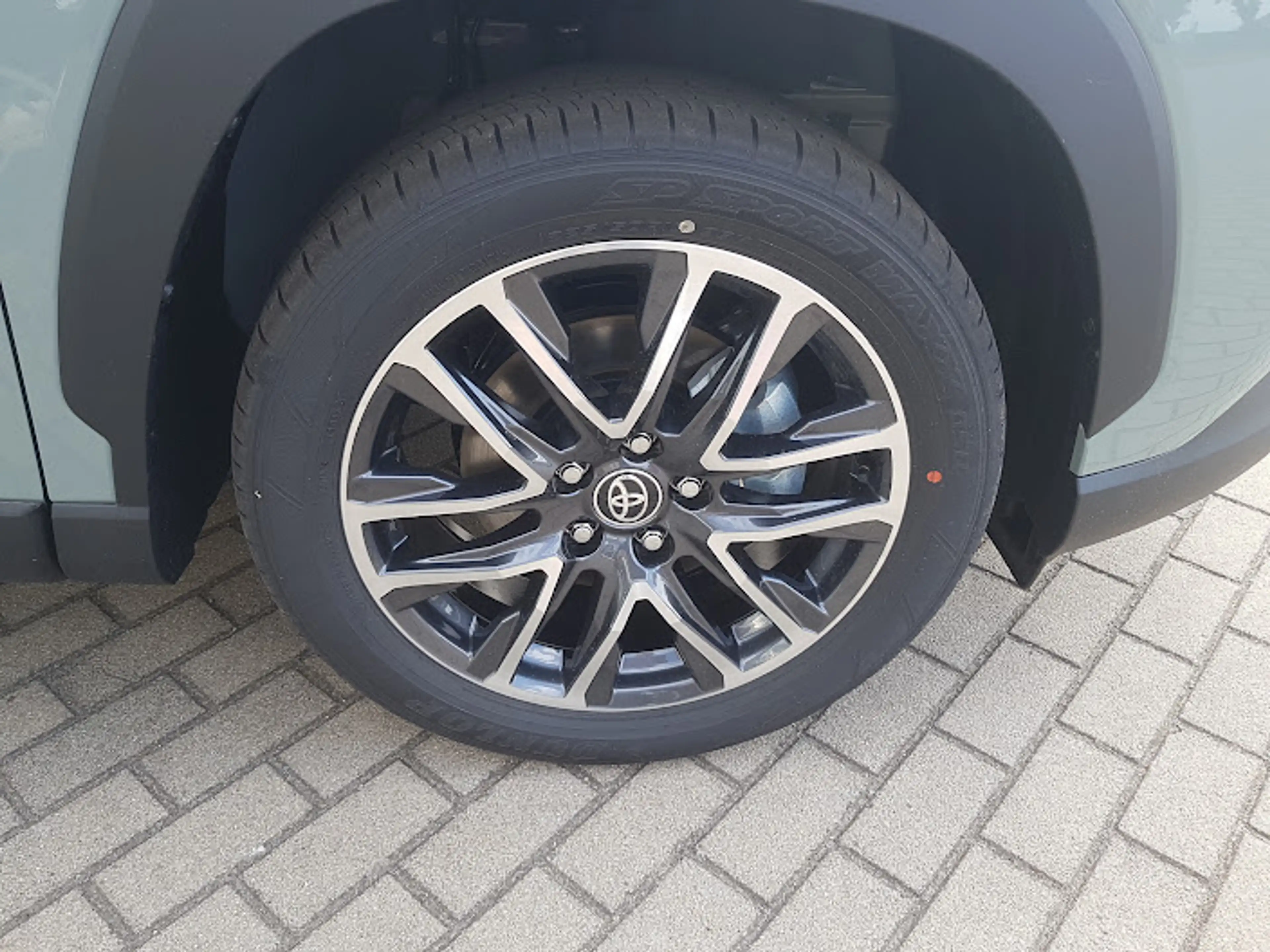 Toyota Corolla Cross 2,0 Hybrid 4x2 - Teamplayer - — photo 5