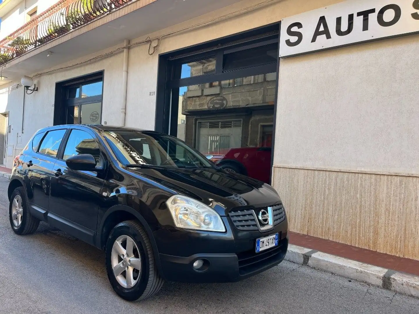 Nissan Qashqai 1.5 dCi Acenta Noir - 1