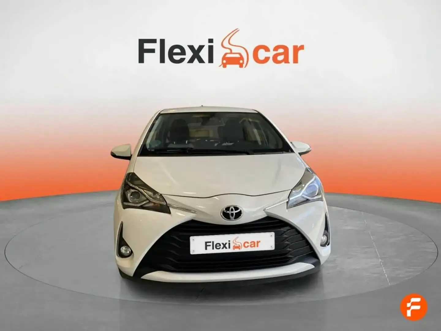 Toyota Yaris 1.0 Active Amarillo - 2