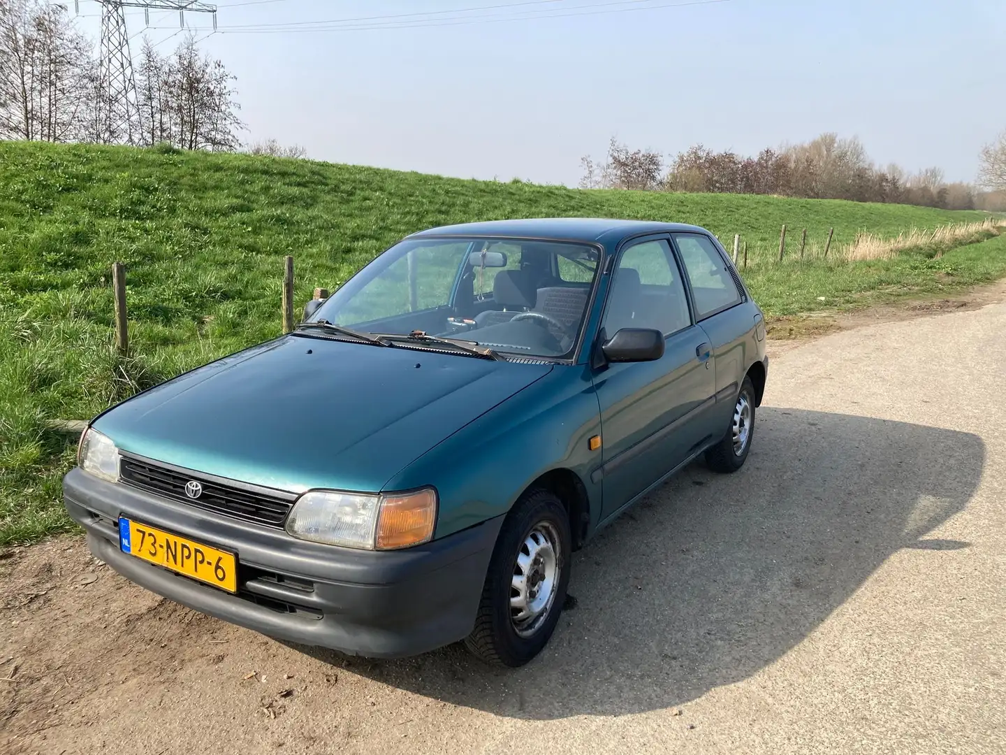 Toyota Starlet 1.3i Friend Verde - 1
