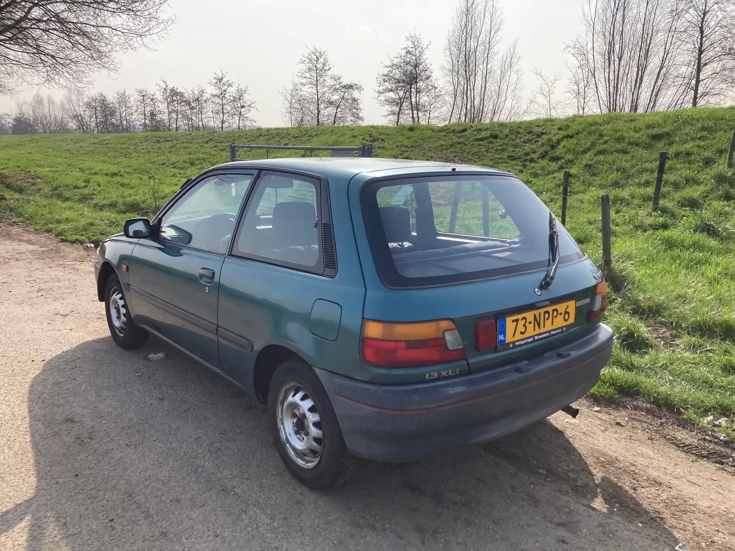 Toyota Starlet 1.3i Friend Verde - 2