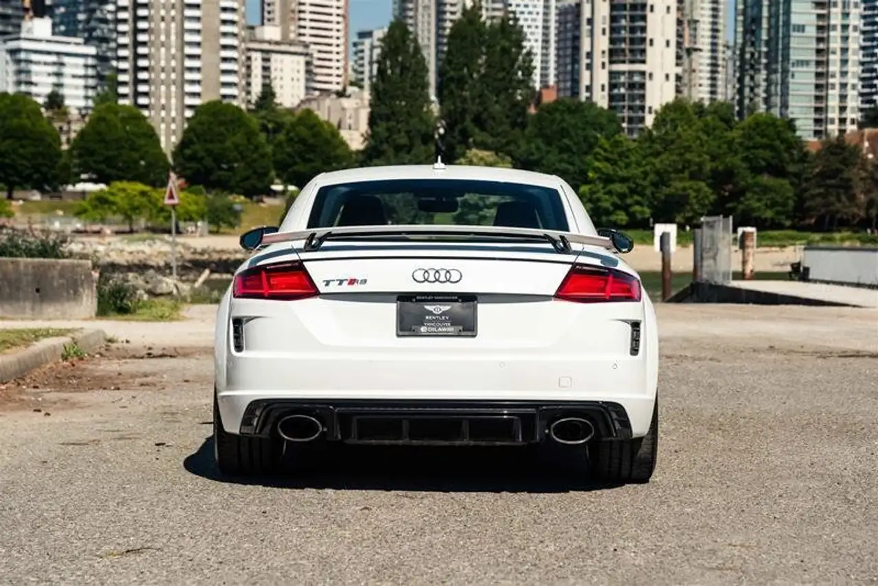 Audi TT RS photo Audi TT RS