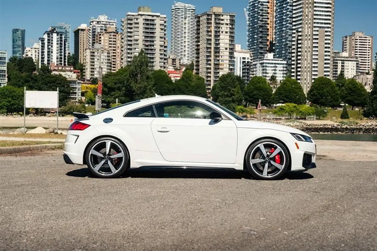 Audi TT RS photo Audi TT RS