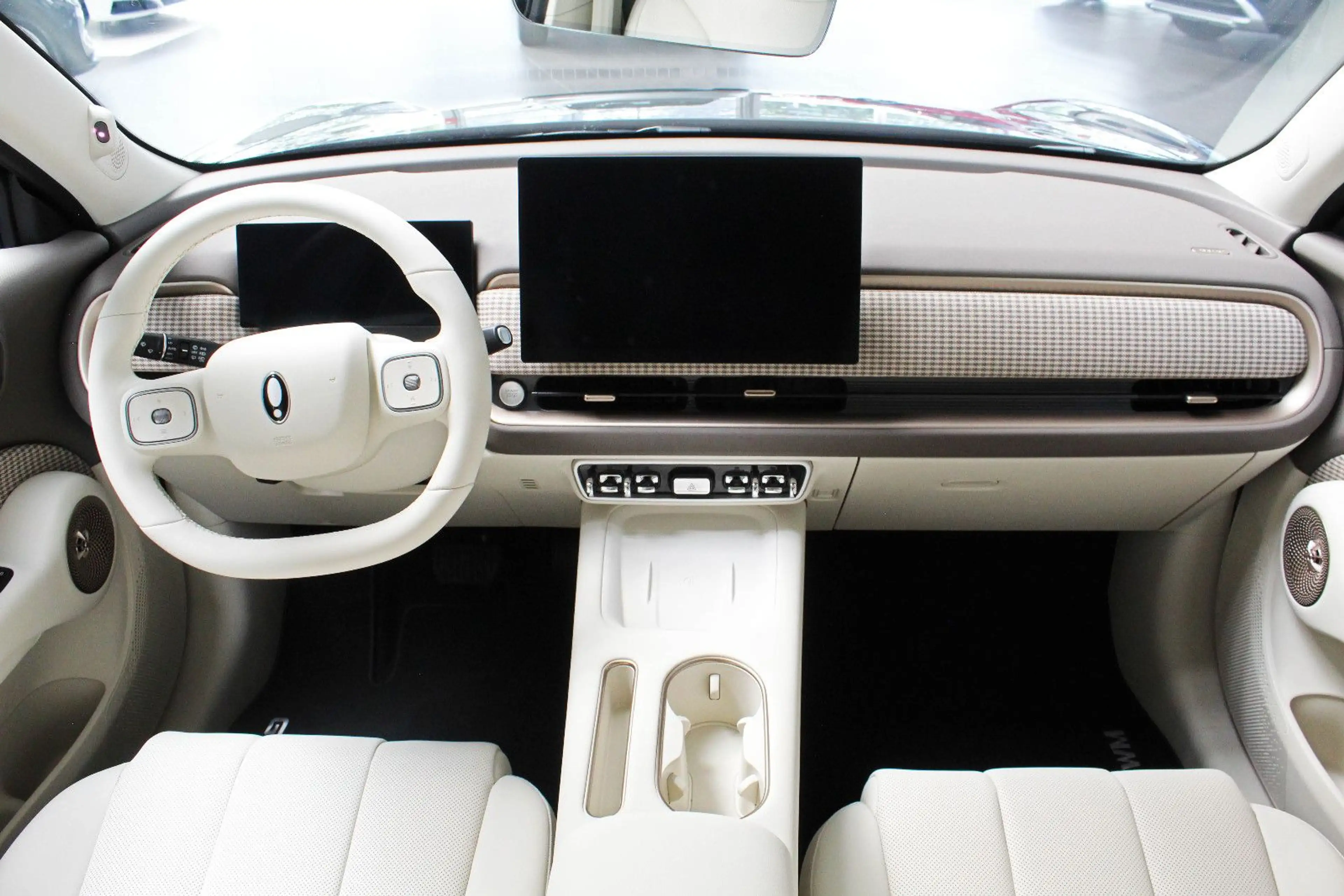 GWM ORA 5 Luxury 1.5 Turbo — photo 12