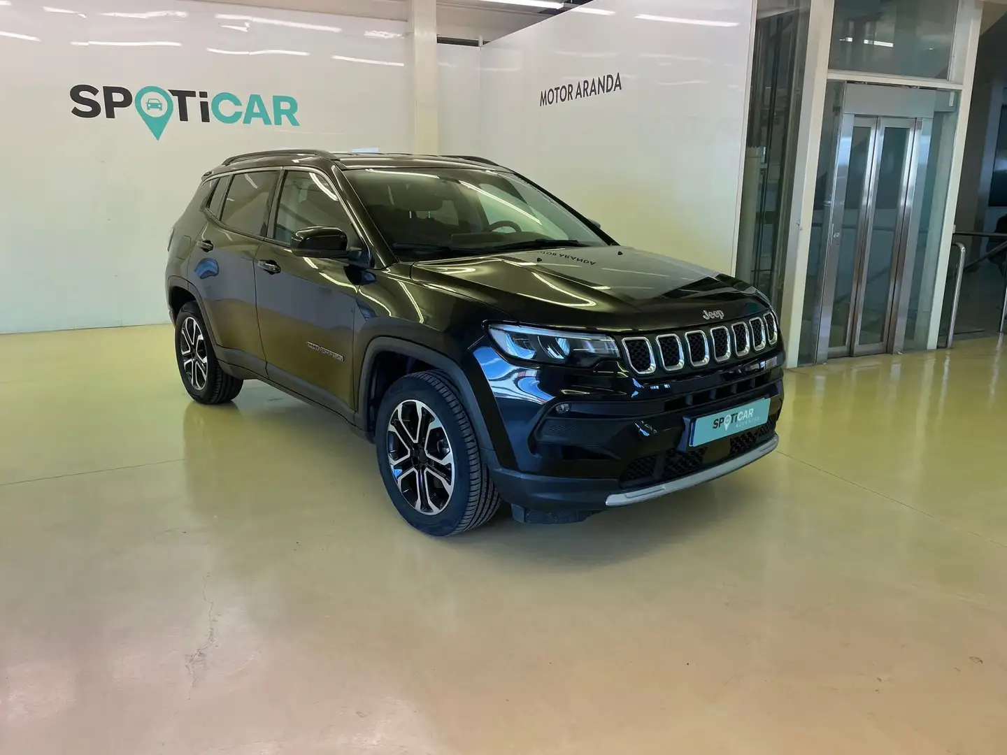 Jeep Compass 1.5 MHEV Limited FWD DCT Negro - 1