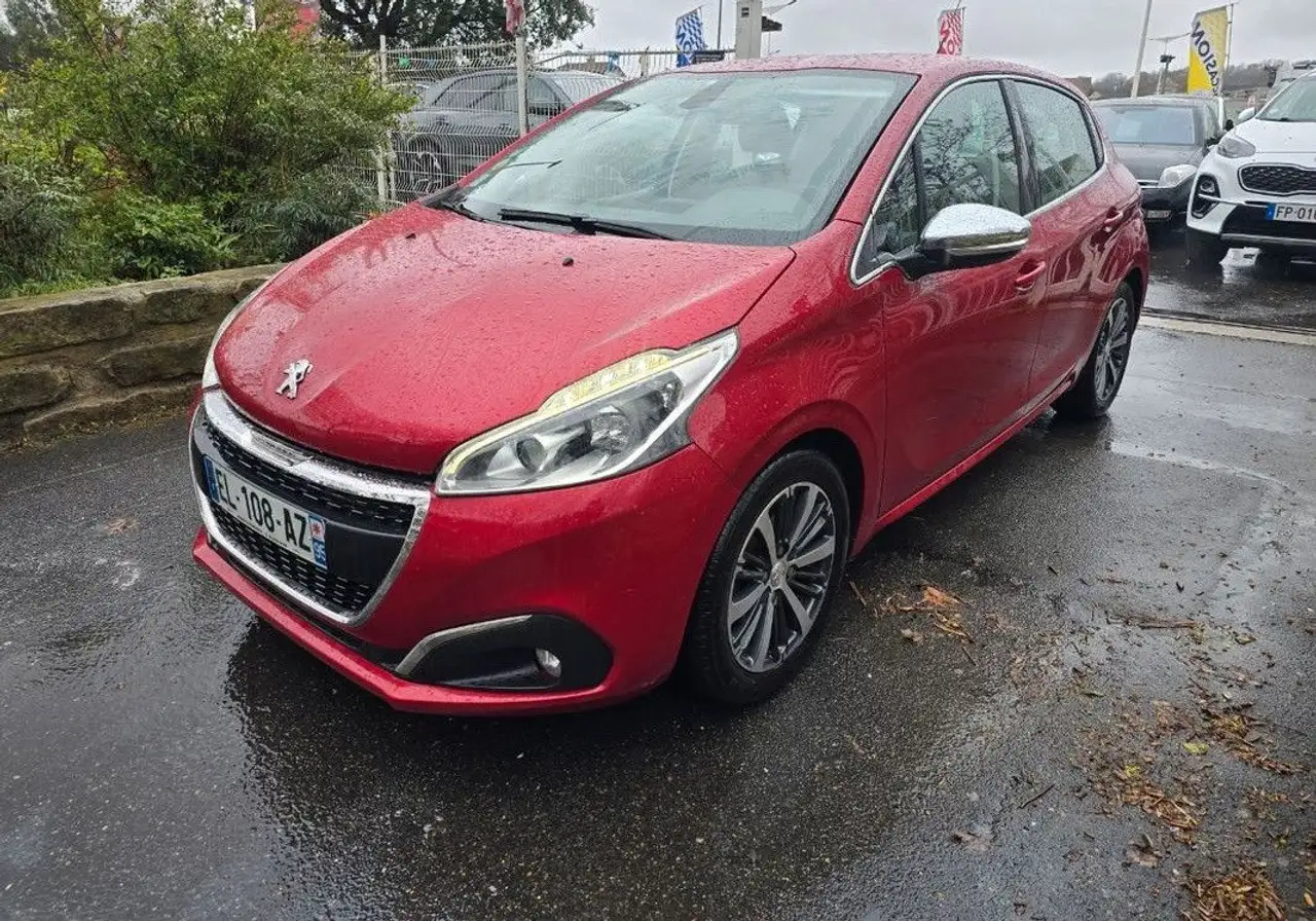 Peugeot 208 1.6l BlueHdi 100ch Buisness Allure 51 00