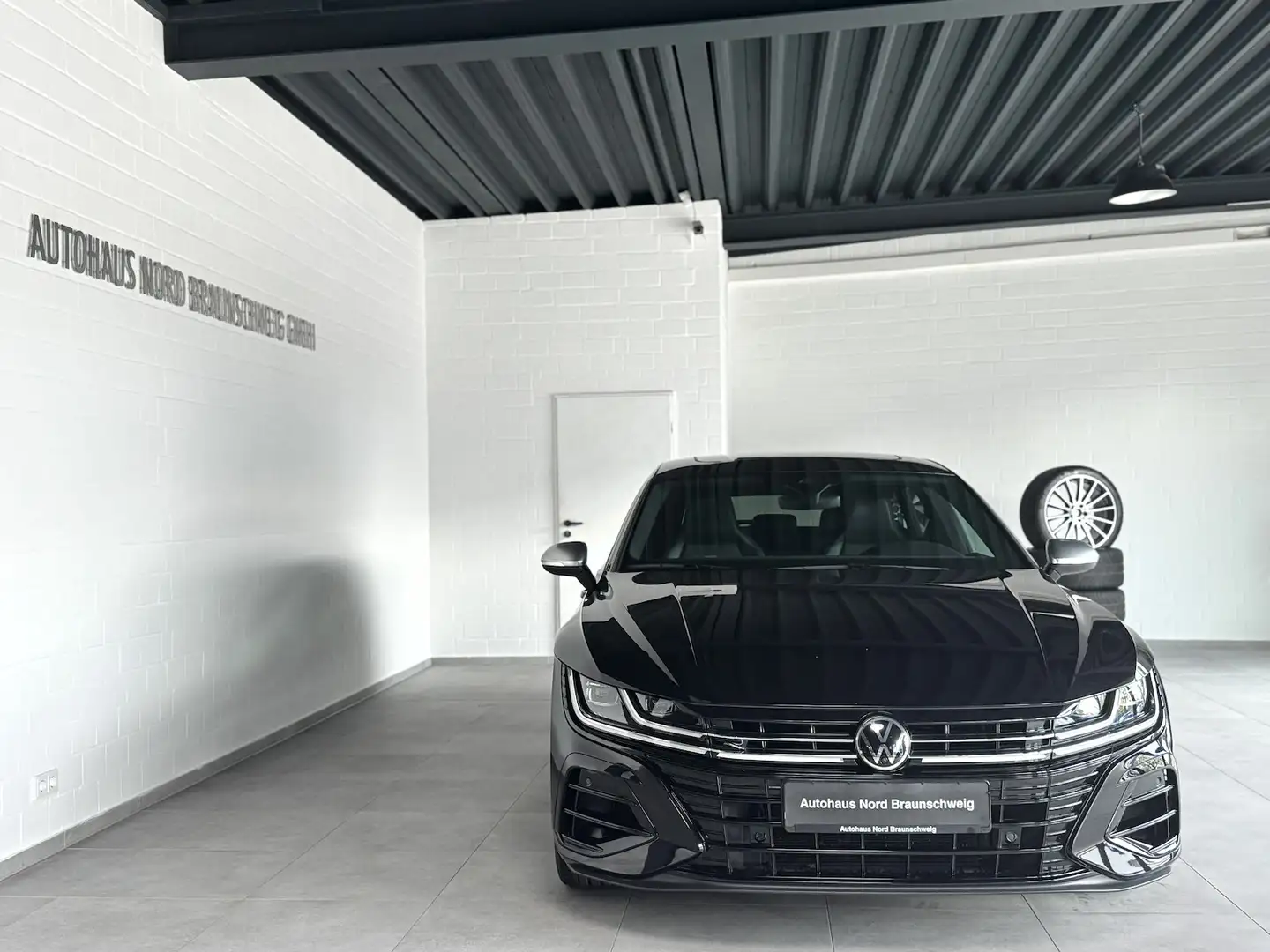 Volkswagen Arteon Shooting Brake R 2.0 TSI*Pano*IQ*H&K*AHK* Noir - 2
