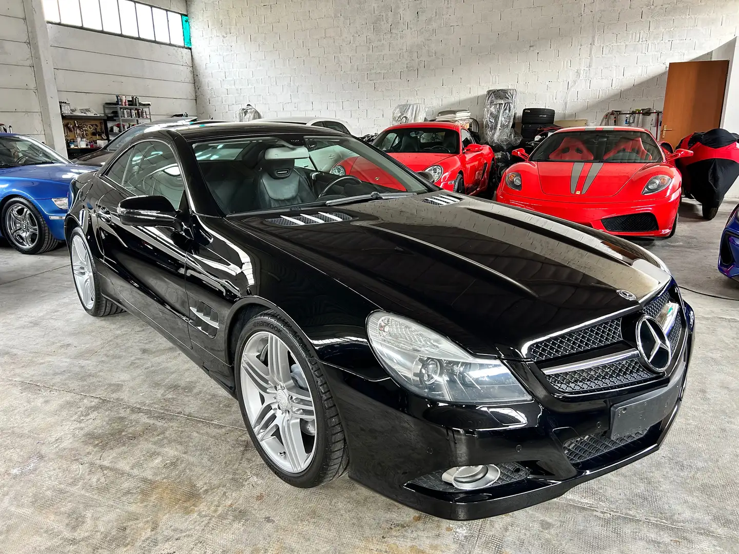 Mercedes-Benz SL 350 Premium AMG Schwarz - 1
