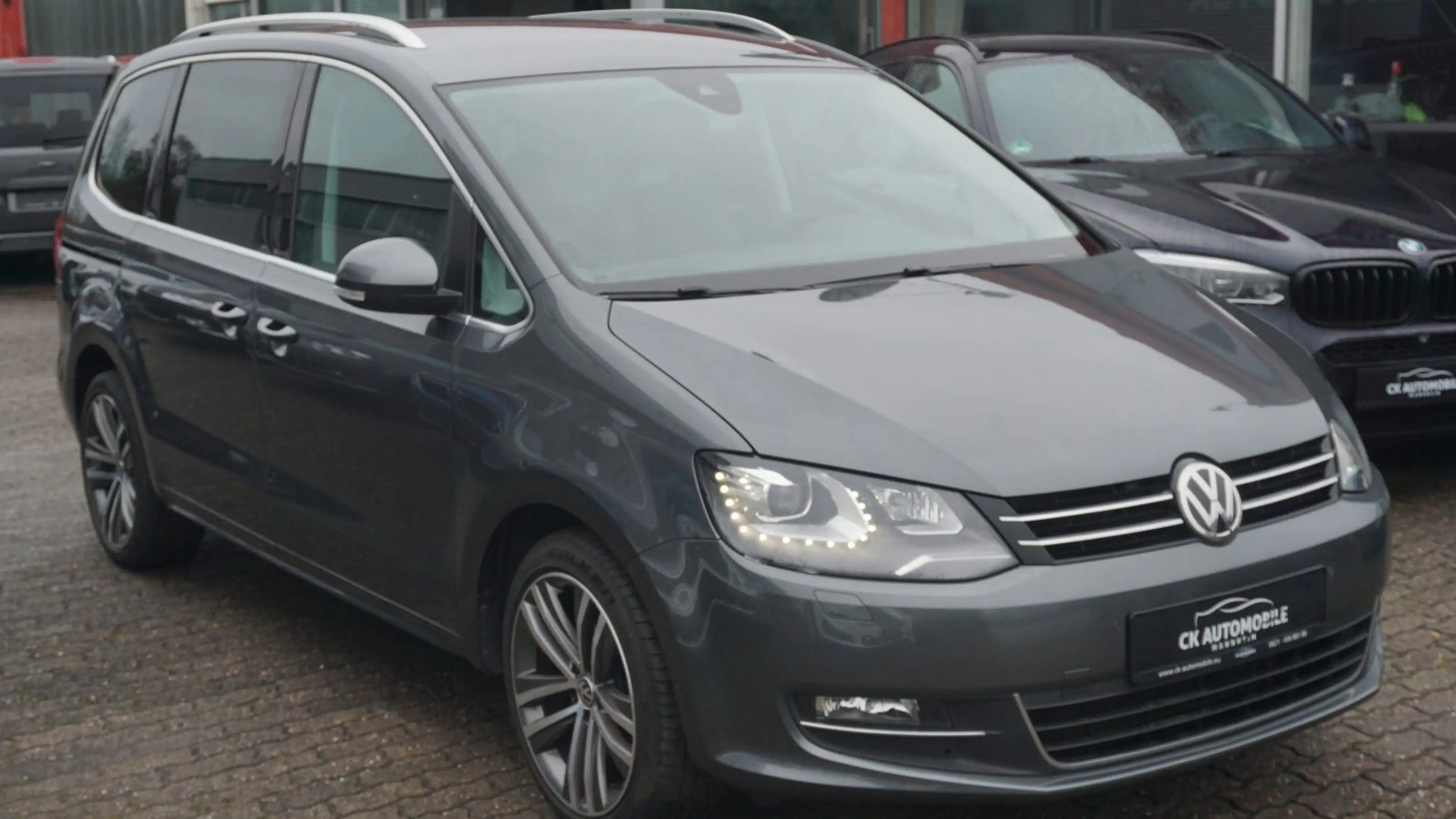 Volkswagen Sharan Highline*PDC*KAM*7-SITZER*DSG*ACC*NAVI!!! — photo 2