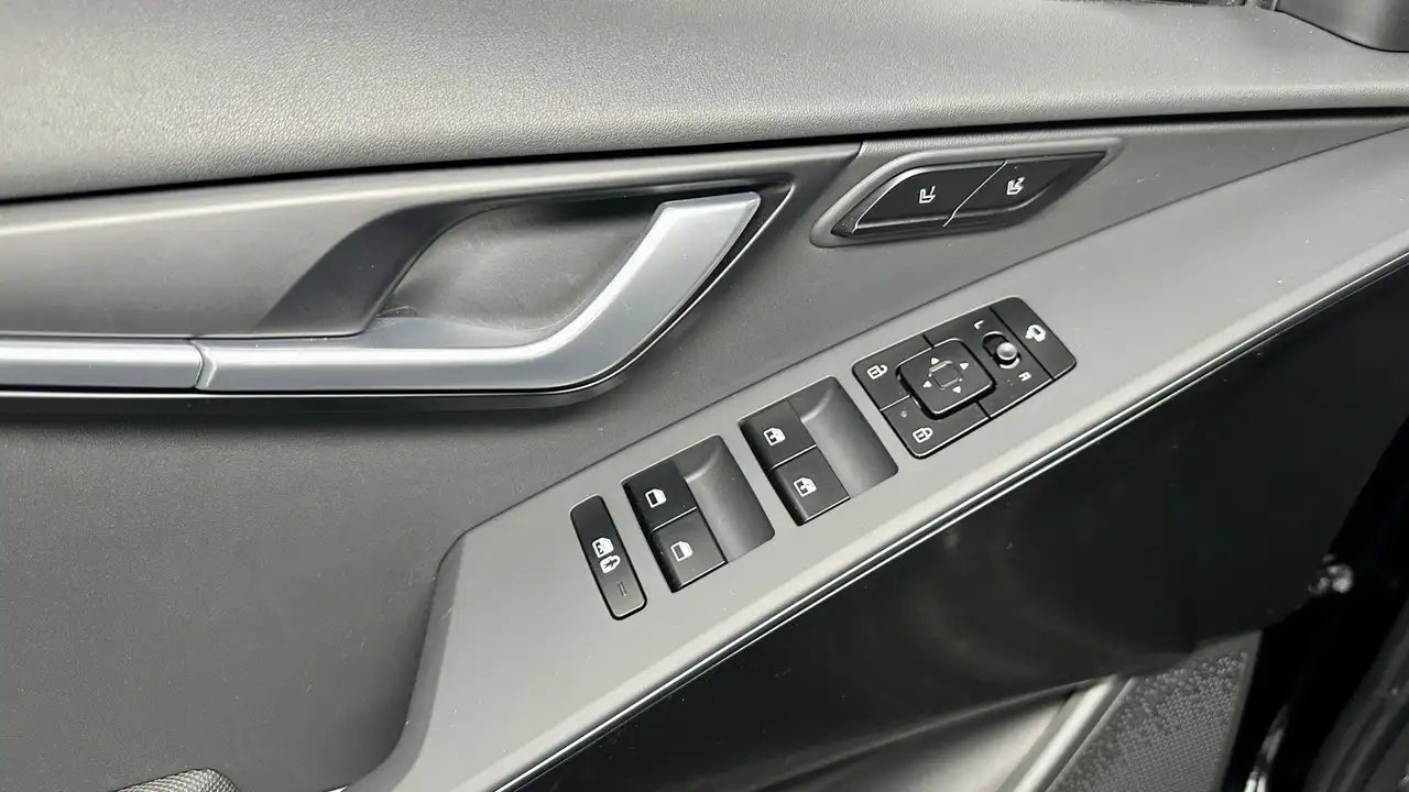 Kia Niro 1.6 GDi Hybrid ExecutiveLine / Stoel& stuurverwr. 19