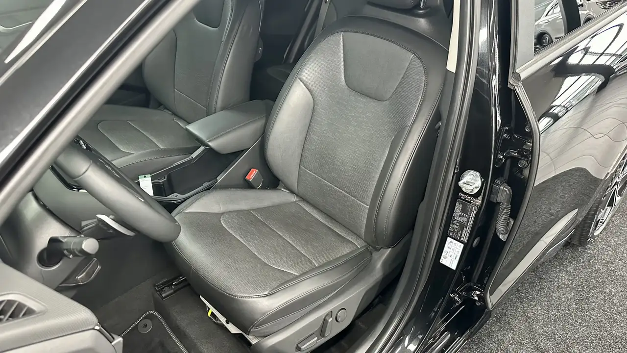 Kia Niro 1.6 GDi Hybrid ExecutiveLine / Stoel& stuurverwr. 16