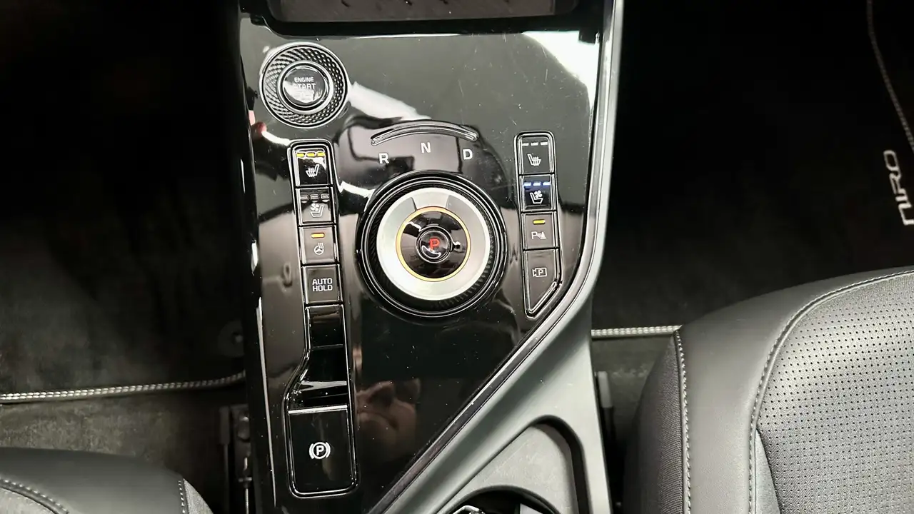 Kia Niro 1.6 GDi Hybrid ExecutiveLine / Stoel& stuurverwr. 25