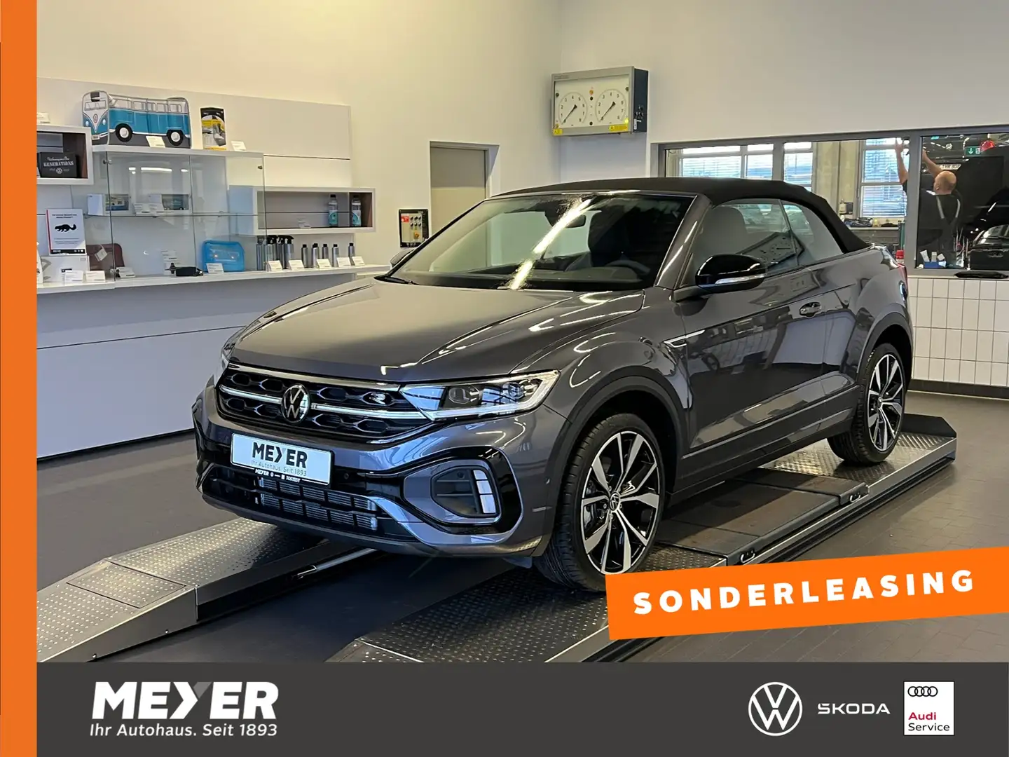Volkswagen T-Roc Cabriolet R-Line 1.5 TSI DSG *Black-Style, Navi* Grey - 1